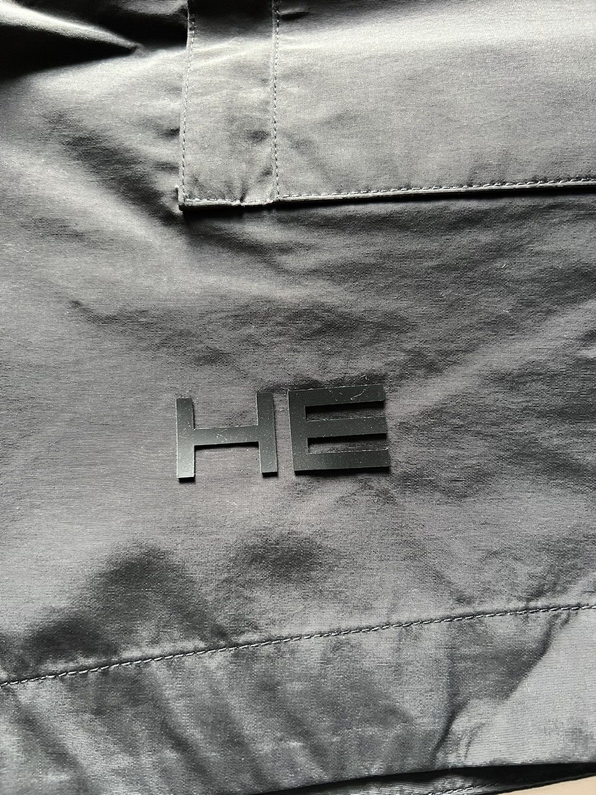 Heliot Emil Heliot Emil techical pocket shorts Size US 34 / EU 50 - 2 Thumbnail