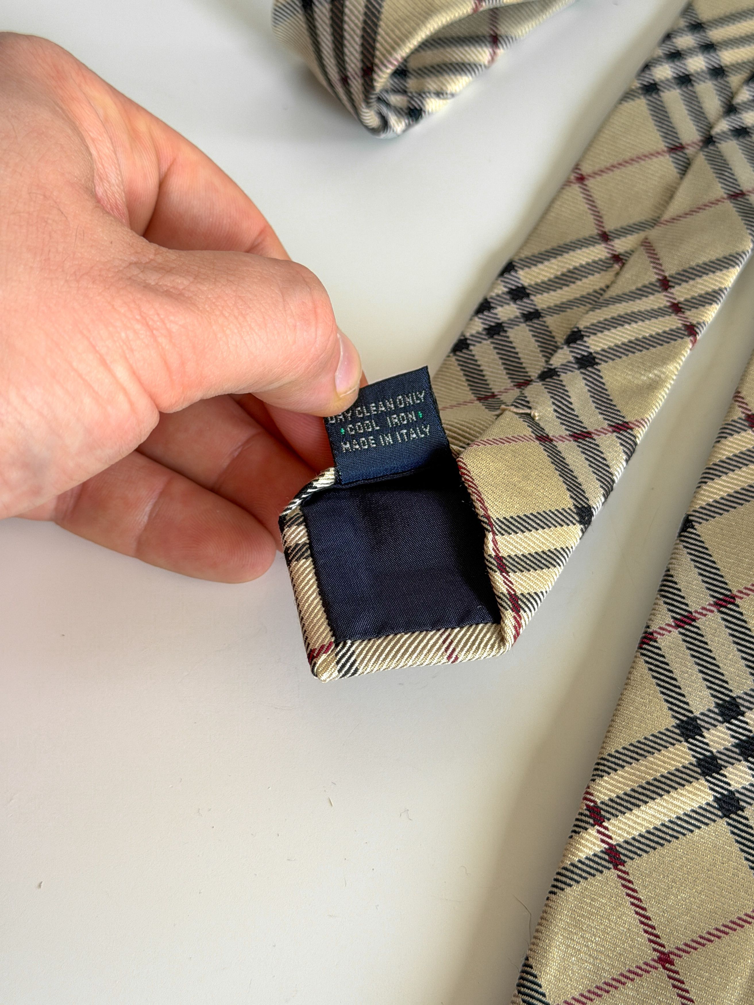 Burberry Burberry London Vintage Silk Cravat Made in Italy Size ONE SIZE - 4 Thumbnail