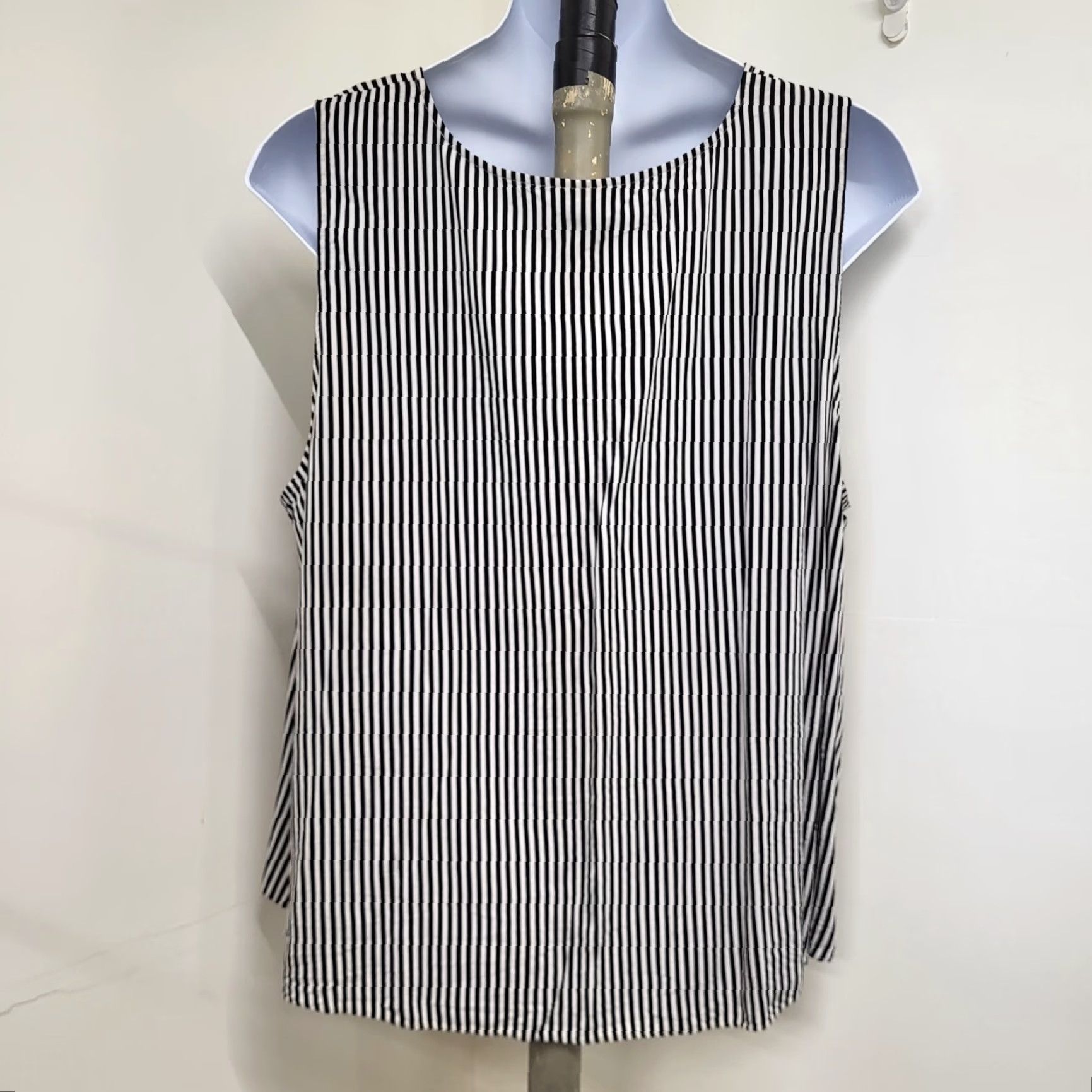 Vintage A.N.A A New Approach Blouse Sleeveless Black White Striped 4X Plus Size Women Tank Shirt Size XXL / US 16-18 / IT 52-54 - 7 Thumbnail