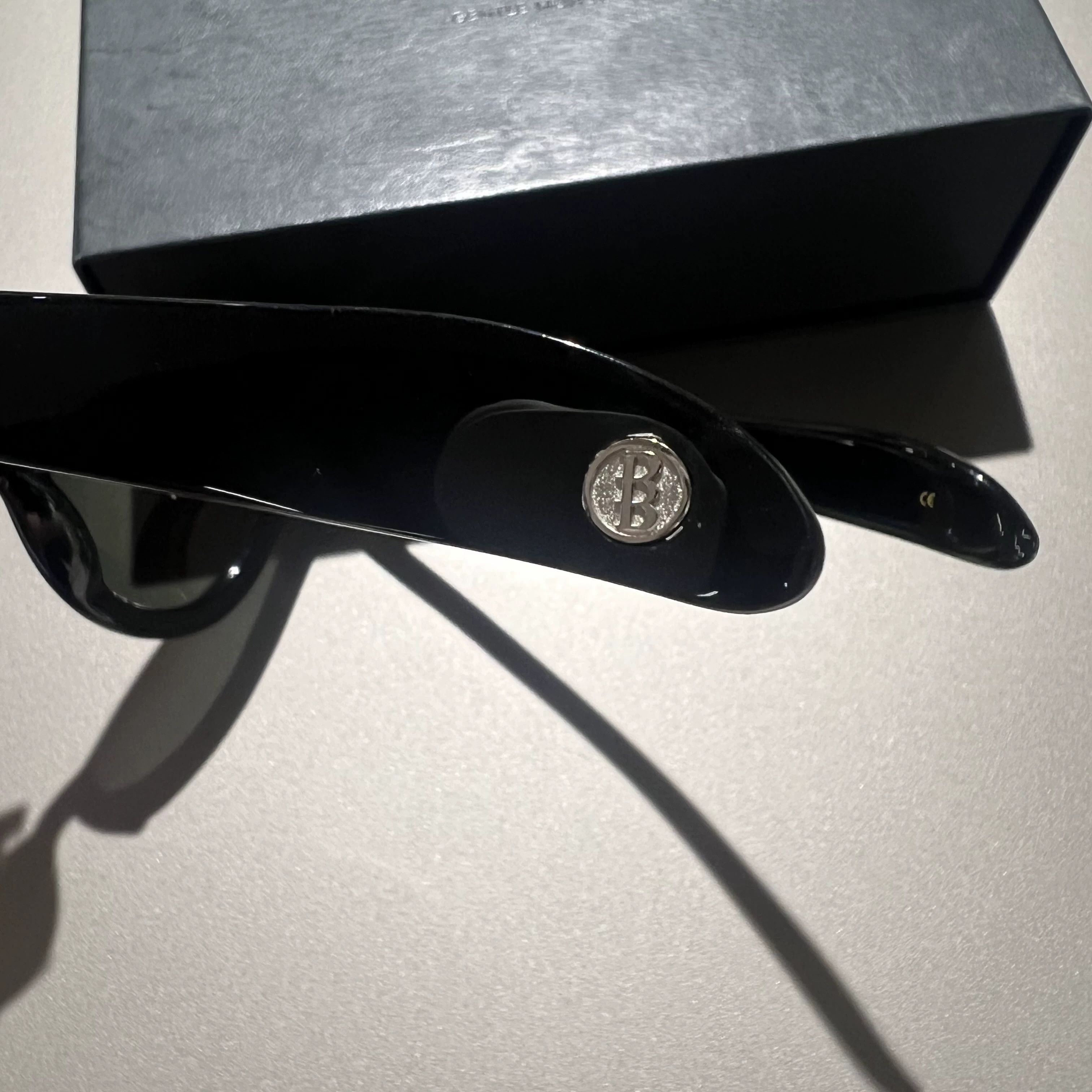 Gentle Monster Gentle Monster x pushBUTTON 99 New One Size Sunglasses Size ONE SIZE - 4 Thumbnail