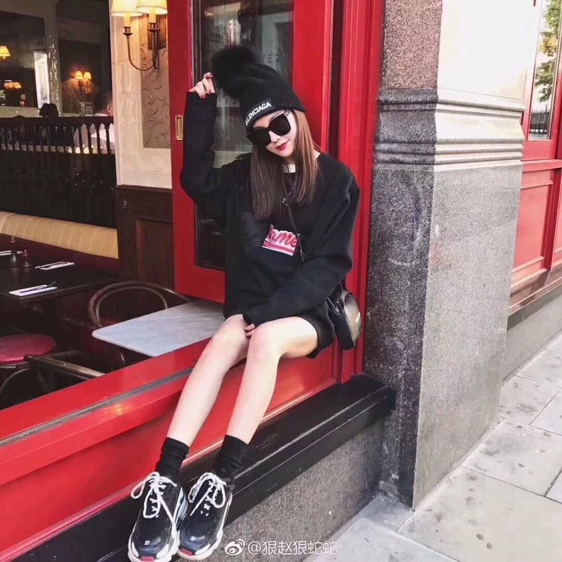 Vetements Vetements Front Patchwork Embroidered Logo Pullover Hoodie Size US M / EU 48-50 / 2 - 8 Thumbnail