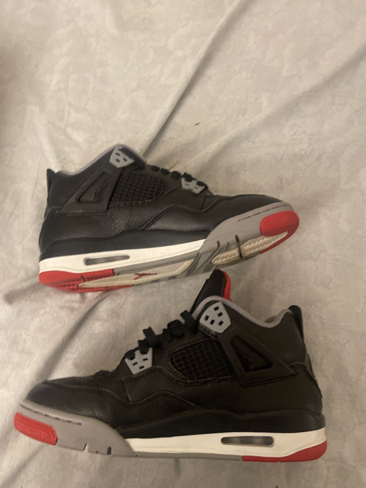 Jordan Brand × Nike Air Jordan 4 Retro (GS) Size US 7 / EU 40 - 3 Thumbnail