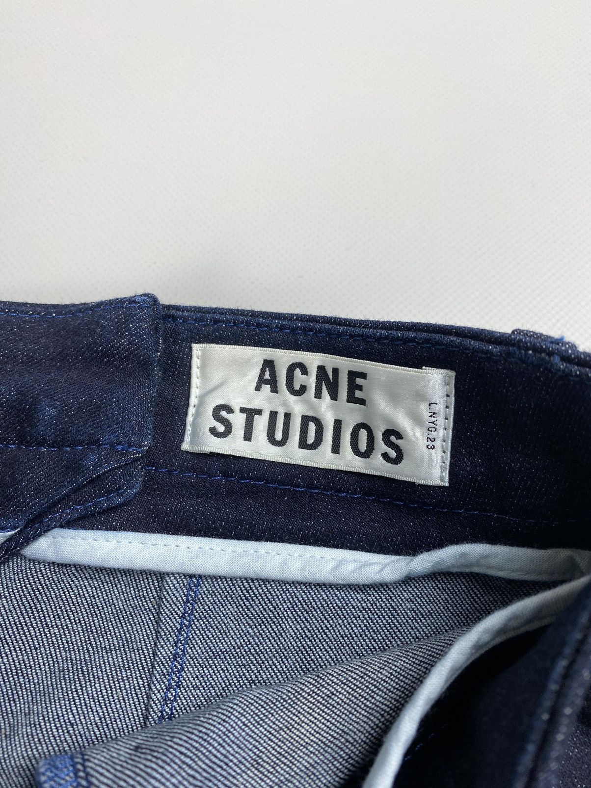 Acne Studios Acne Studios Skin Rinse ladies Skinny jeans size 26 / 32 Size 26" / US 2 / IT 38 - 9 Thumbnail