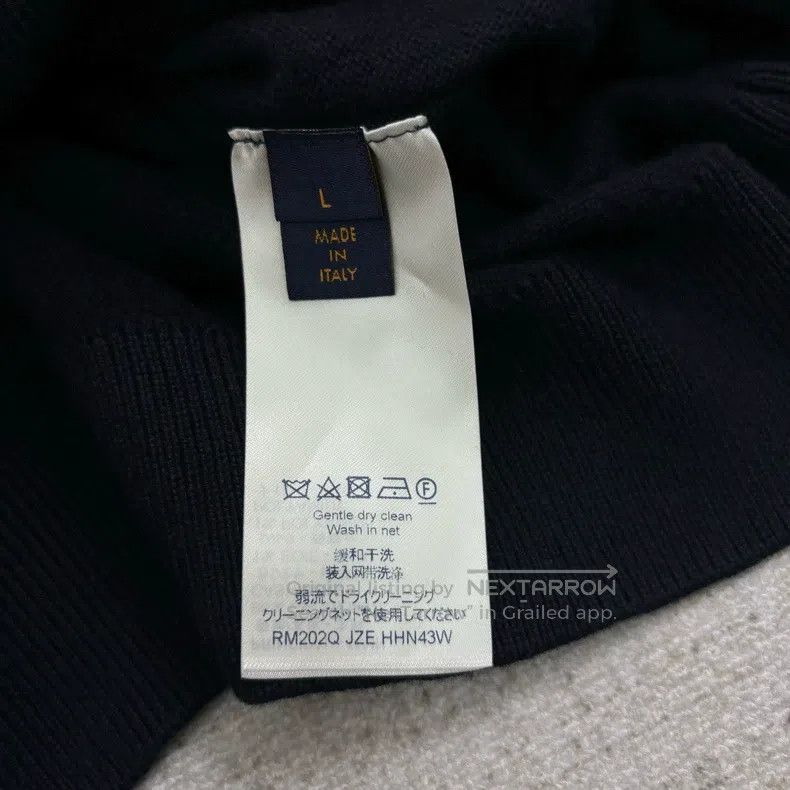 Louis Vuitton Louis Vuitton Solid Back Inverted Hooded Sweater Size US L / EU 52-54 / 3 - 5 Thumbnail