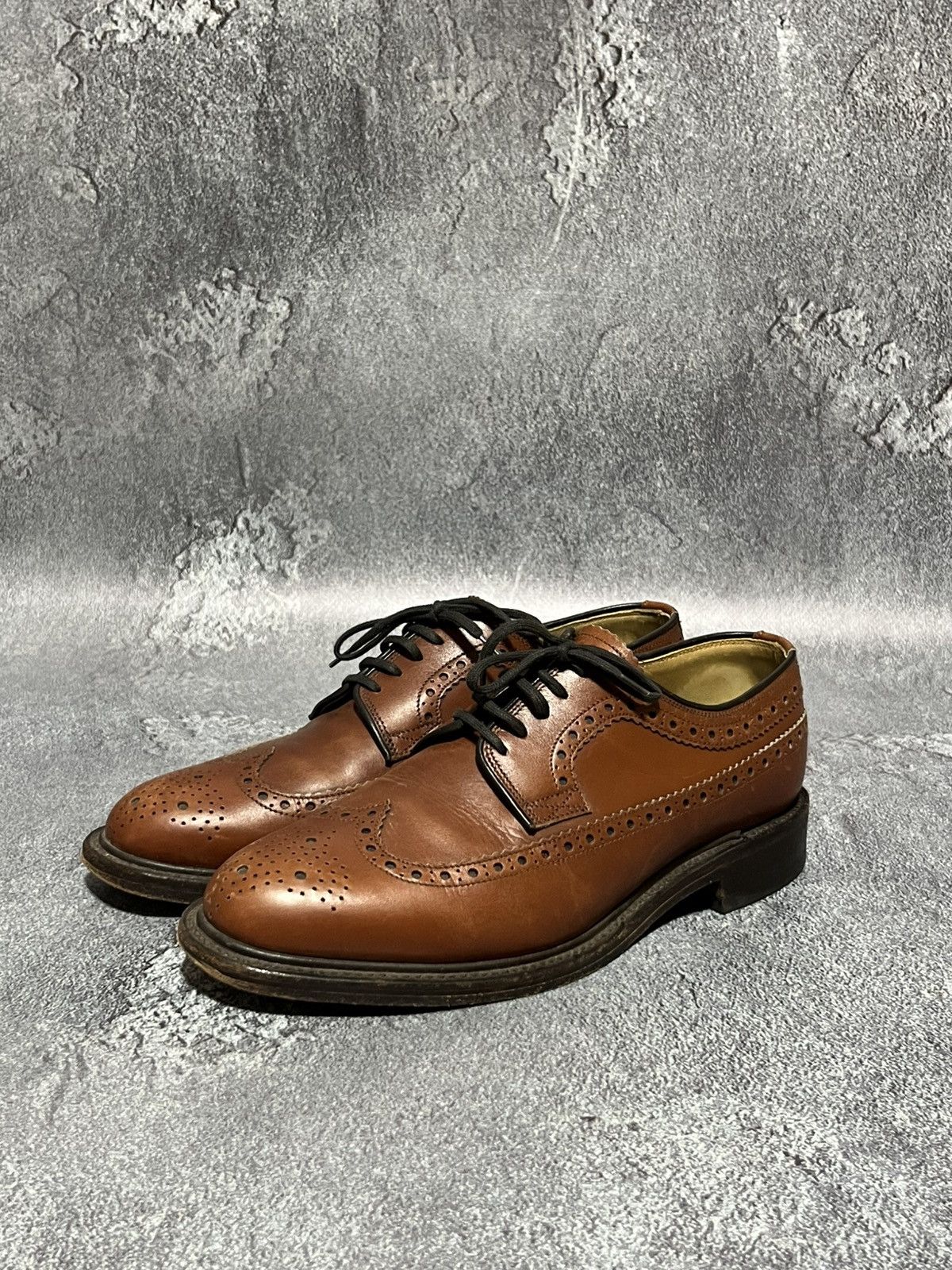 Loake Loake Brogue Brown Leather Shoes Made In England Size US 8 / EU 41 - 2 Thumbnail