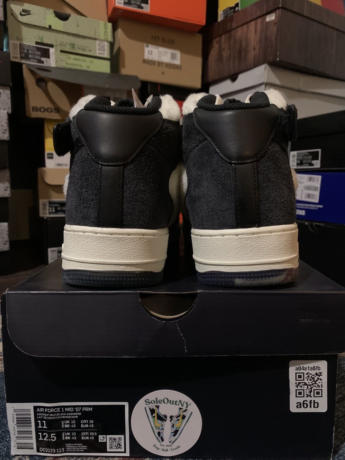 Nike (2022)Air Force 1 Mid Culture Day Size US 11 / EU 44 - 7 Thumbnail