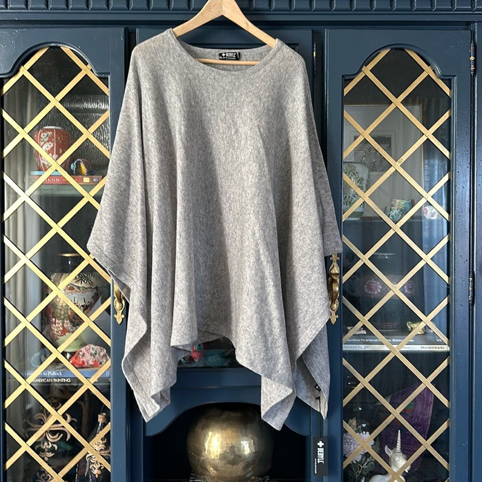 image of Le Monde Beryl NWT Beryll Cashmere Poncho Grey Heathered, Women's