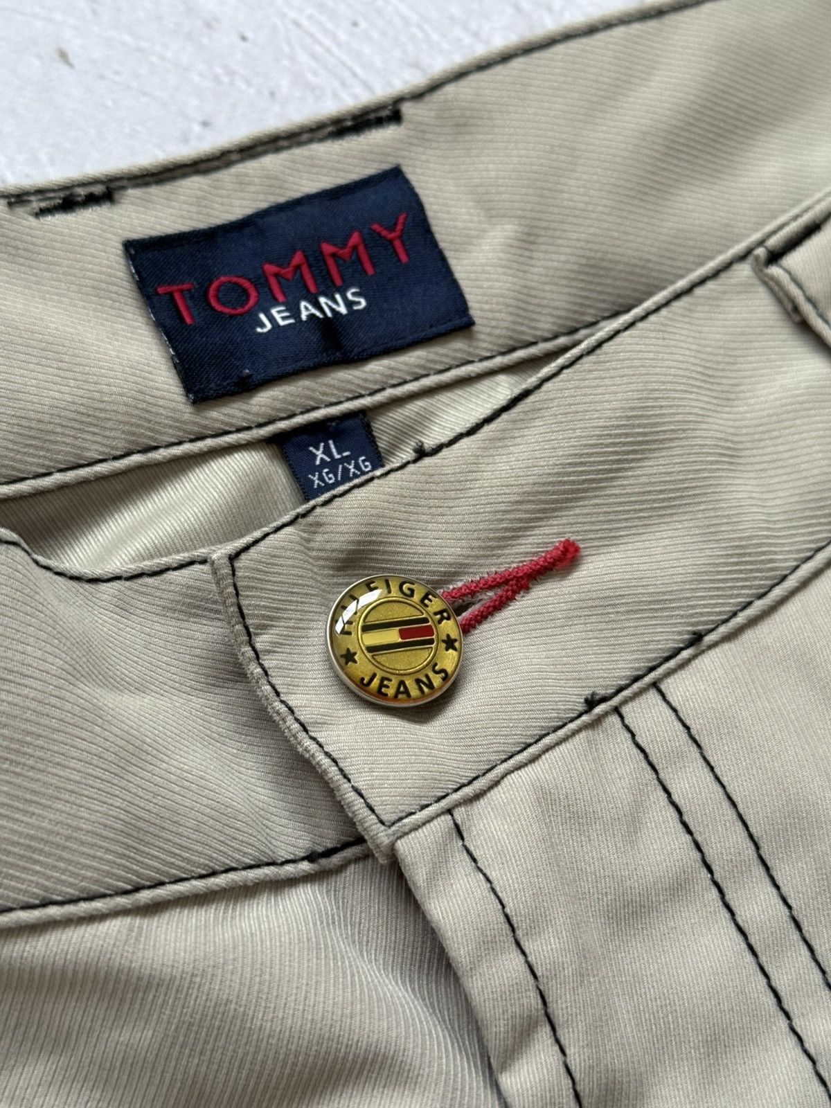 Tommy Hilfiger Vintage 90s Tommy Hilfiger Baggy Cargo Pants Size US 36 / EU 52 - 12 Thumbnail