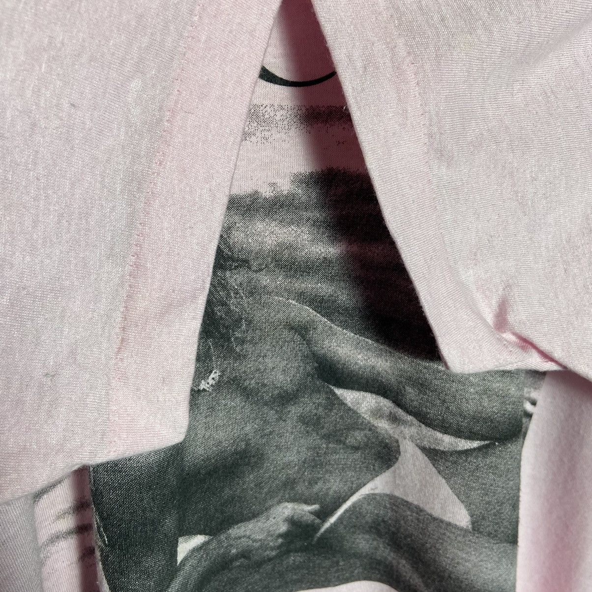 Vintage Vintage 80s Seduction Jon Mikl Photo Art T-Shirt Size US XL / EU 56 / 4 - 5 Thumbnail