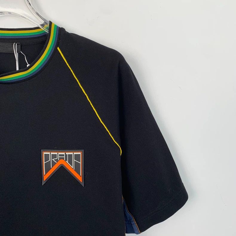 Prada Prada Black logo badge cotton round-neck short-sleeved T-sh Size US S / EU 44-46 / 1 - 3 Thumbnail
