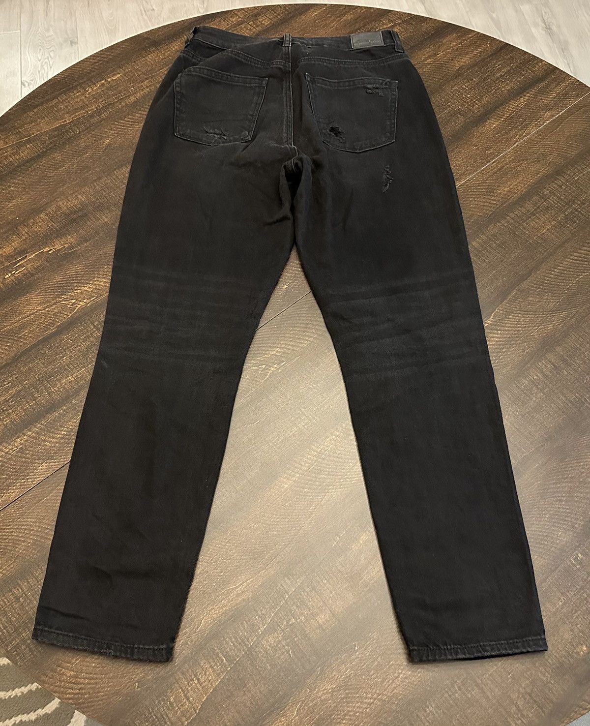 American Eagle Outfitters American Eagle Black Distressed Mom Jeans Size 4 Size 27" / US 4 / IT 40 - 10 Thumbnail