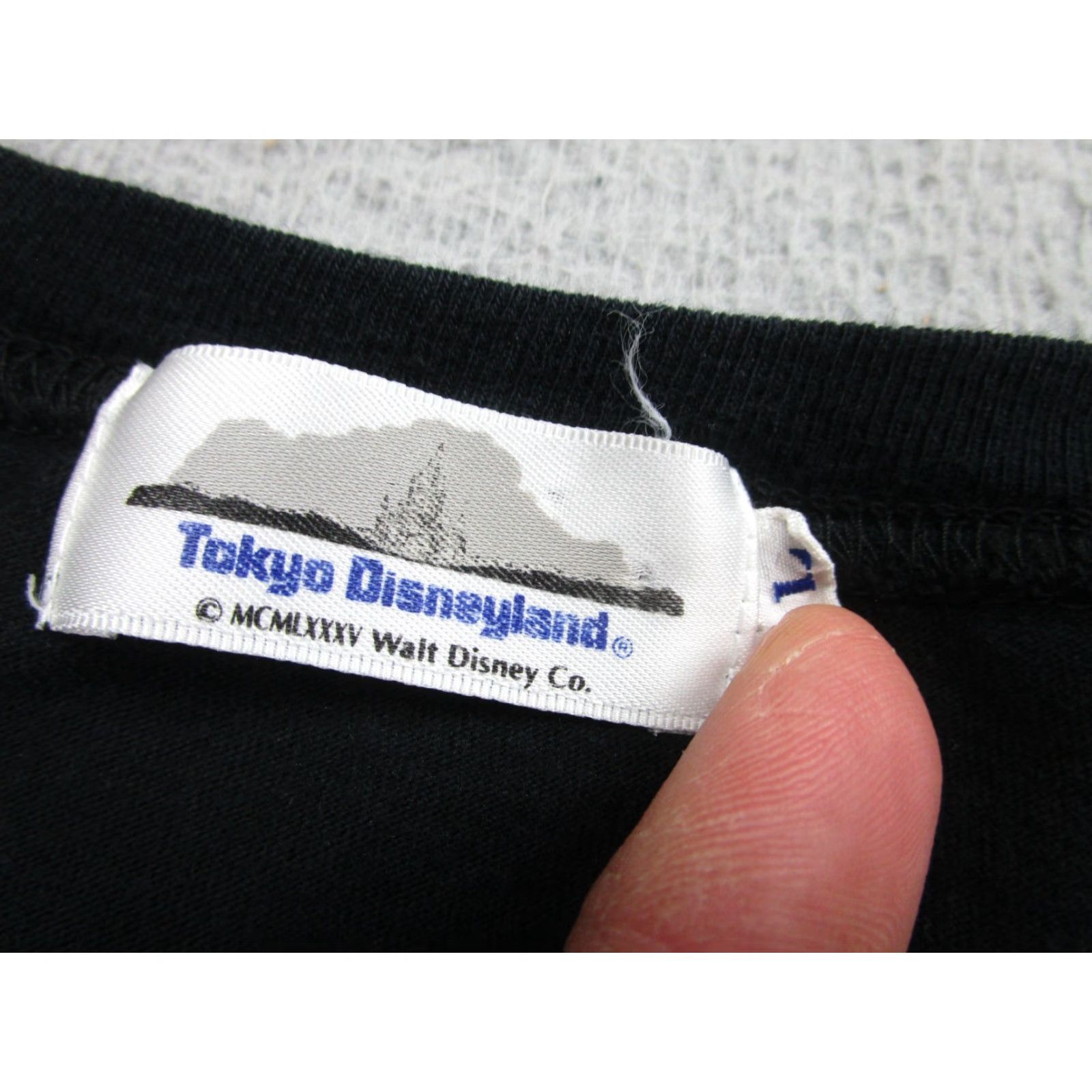 Disney VINTAGE Tokyo Disneyland Shirt Womens L Black Mickey Mouse Graphic Disney 80s Ladies Crew Neck Short Sleeve Graphic Print Disney Souvenir 1980s Womens Size L / US 10 / IT 46 - 6 Thumbnail