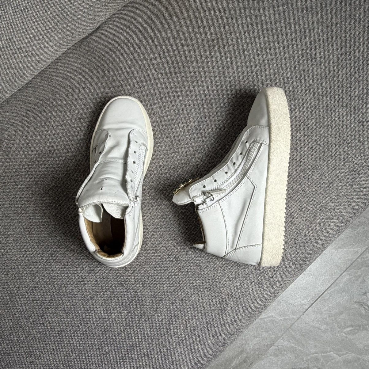 Giuseppe Zanotti Giuseppe Zanotti Leather Hi Top Sneakers Size US 6.5 / EU 39-40 - 3 Thumbnail