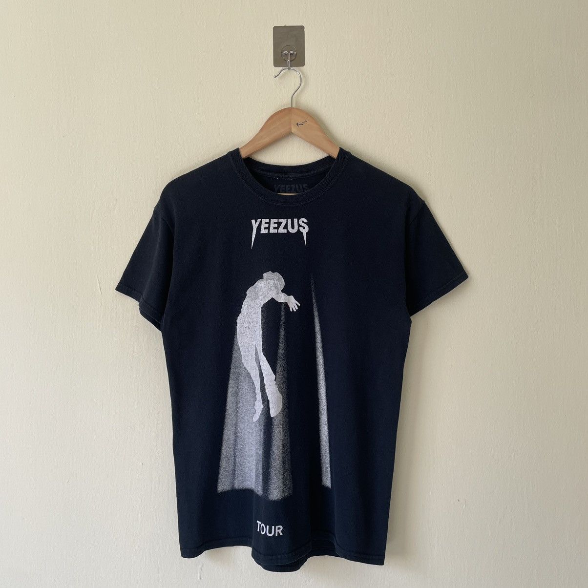 Kanye West Vintage Y2K Kanye West Yeezus Tour Tee Shirt Size US M / EU 48-50 / 2 - 1 Thumbnail