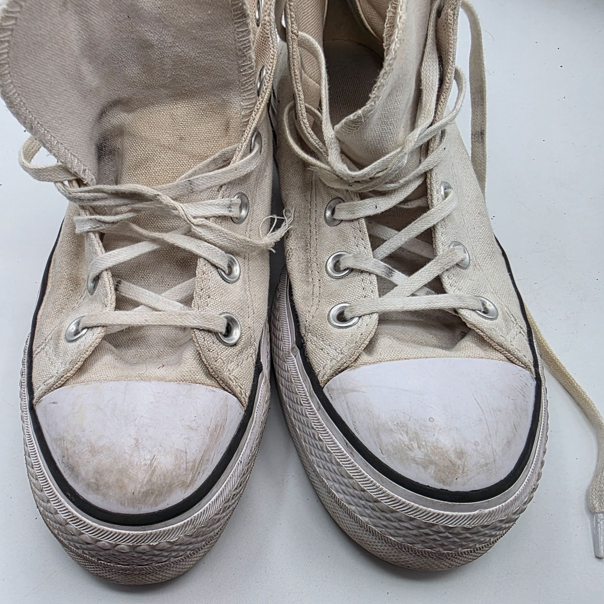 Converse Converse Chuck Taylor All Star Lift Womens Size 9 White Canv Size US 9 / IT 39 - 9 Thumbnail