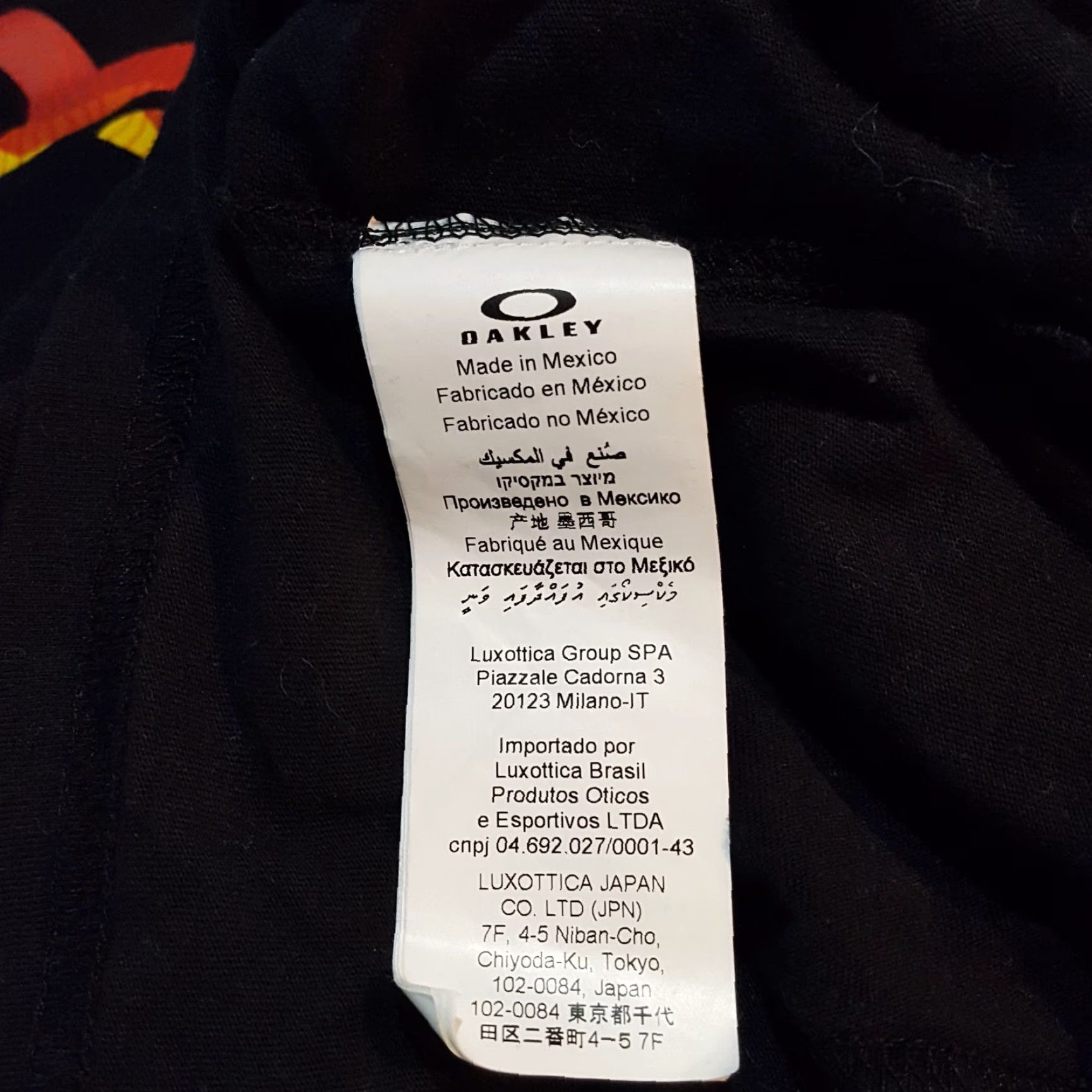 Oakley VINTAGE Oakley Black Outdoor Athletic Hiking T-Shirt Large 90s Y2K Mens Size US L / EU 52-54 / 3 - 7 Thumbnail