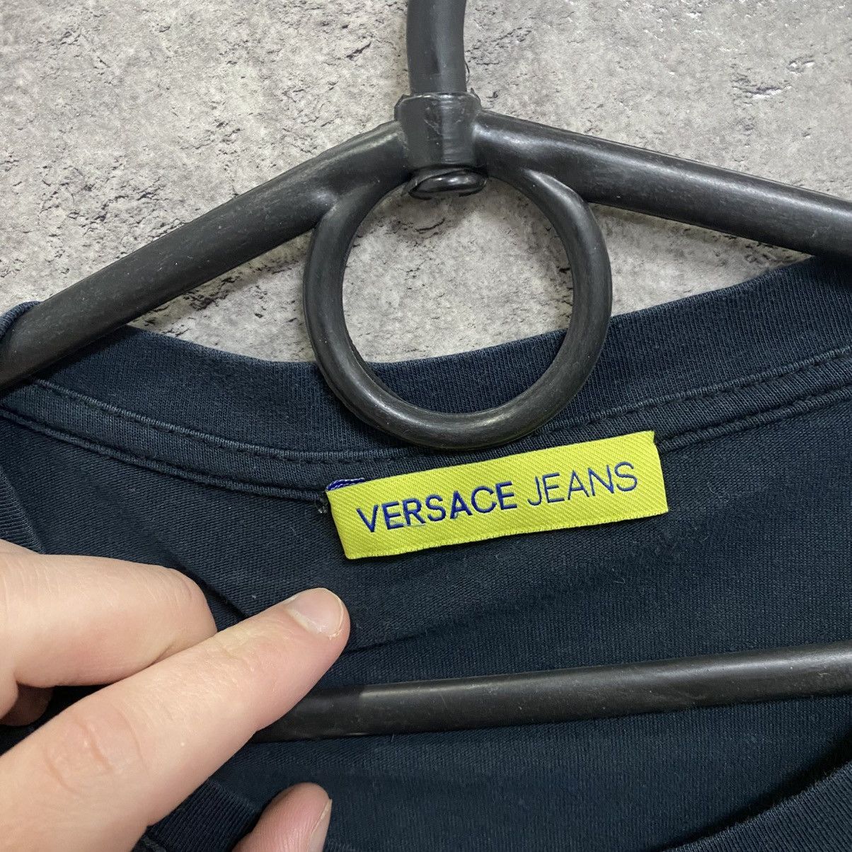 Versace Mens Vintage Versace T-shirt Big logo Tee luxury Size US S / EU 44-46 / 1 - 6 Thumbnail