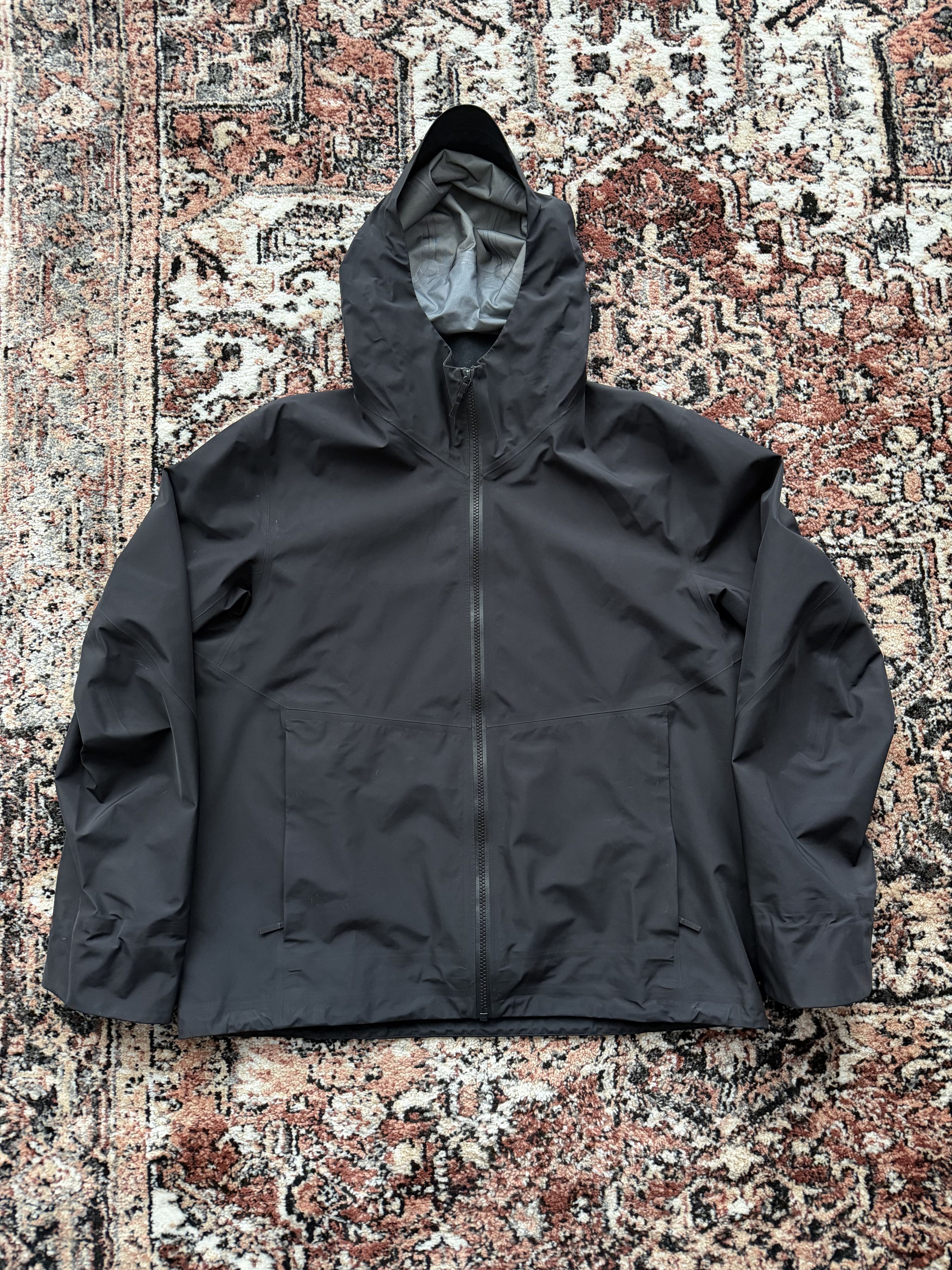 Veilance Arc'teryx veilance CA34438 | Grailed
