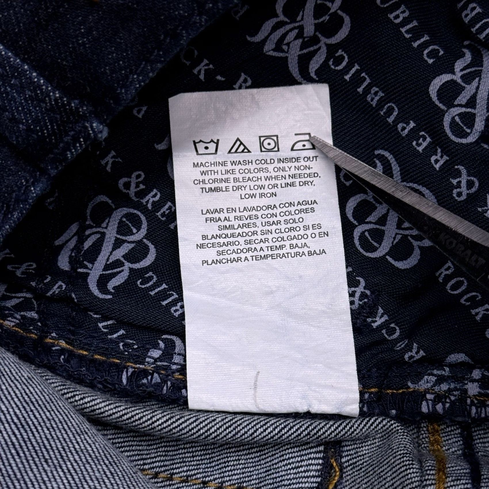 Vintage Rock & Republic Kasandra Bootcut Jeans Womens 6 Medium Mid Rise Stretch Denim Blue 5-Pocket Style Rock City 32.5in inseam Size 28" / US 6 / IT 42 - 7 Thumbnail