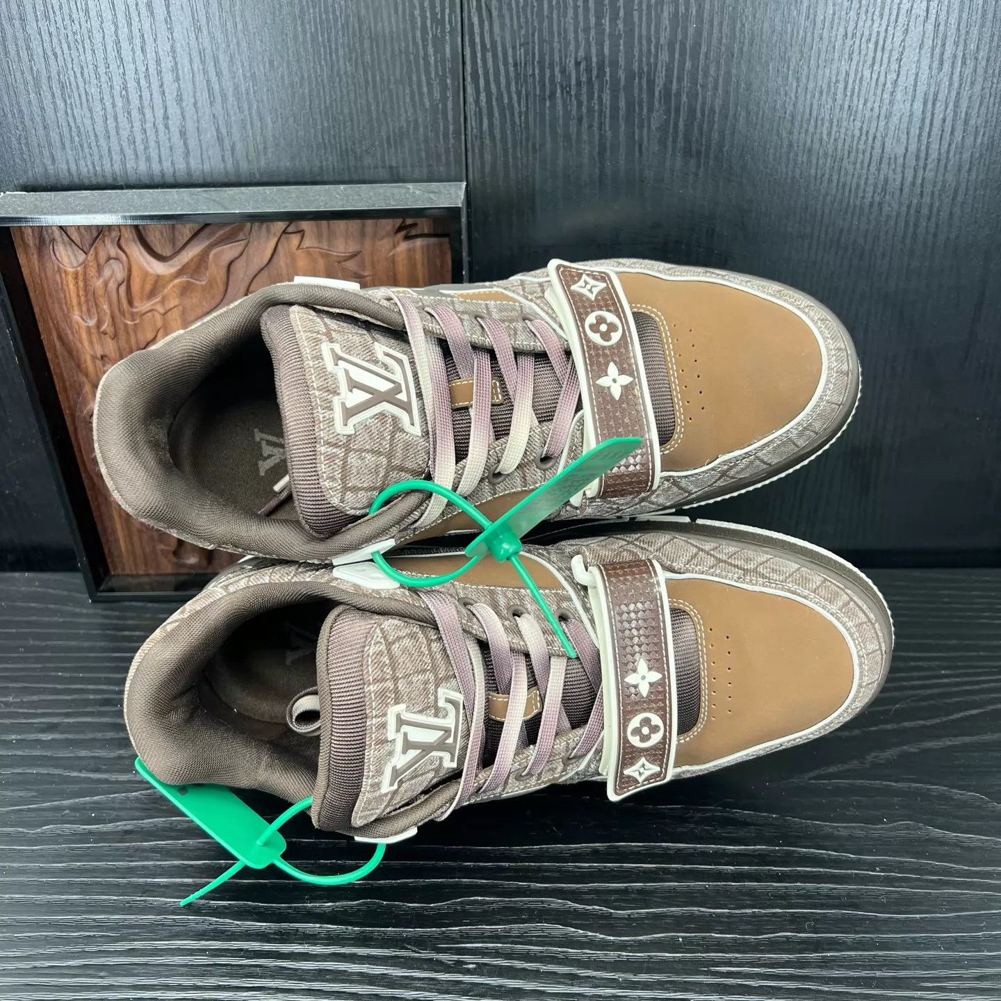 Louis Vuitton LV Trainer Brown Velcro Strap US8/42 Size US 9 / EU 42 - 8 Thumbnail
