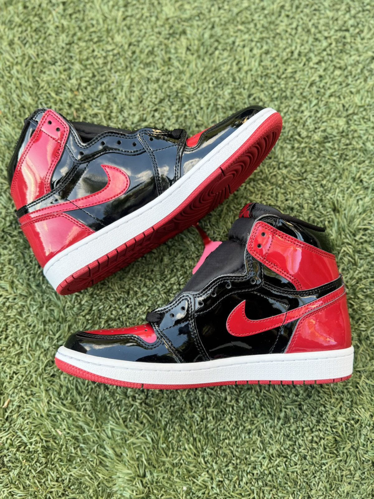 Jordan Brand New Nike Air Jordan 1 Retro OG High Patent Bred - Size 7 Size US 7 / EU 40 - 3 Thumbnail