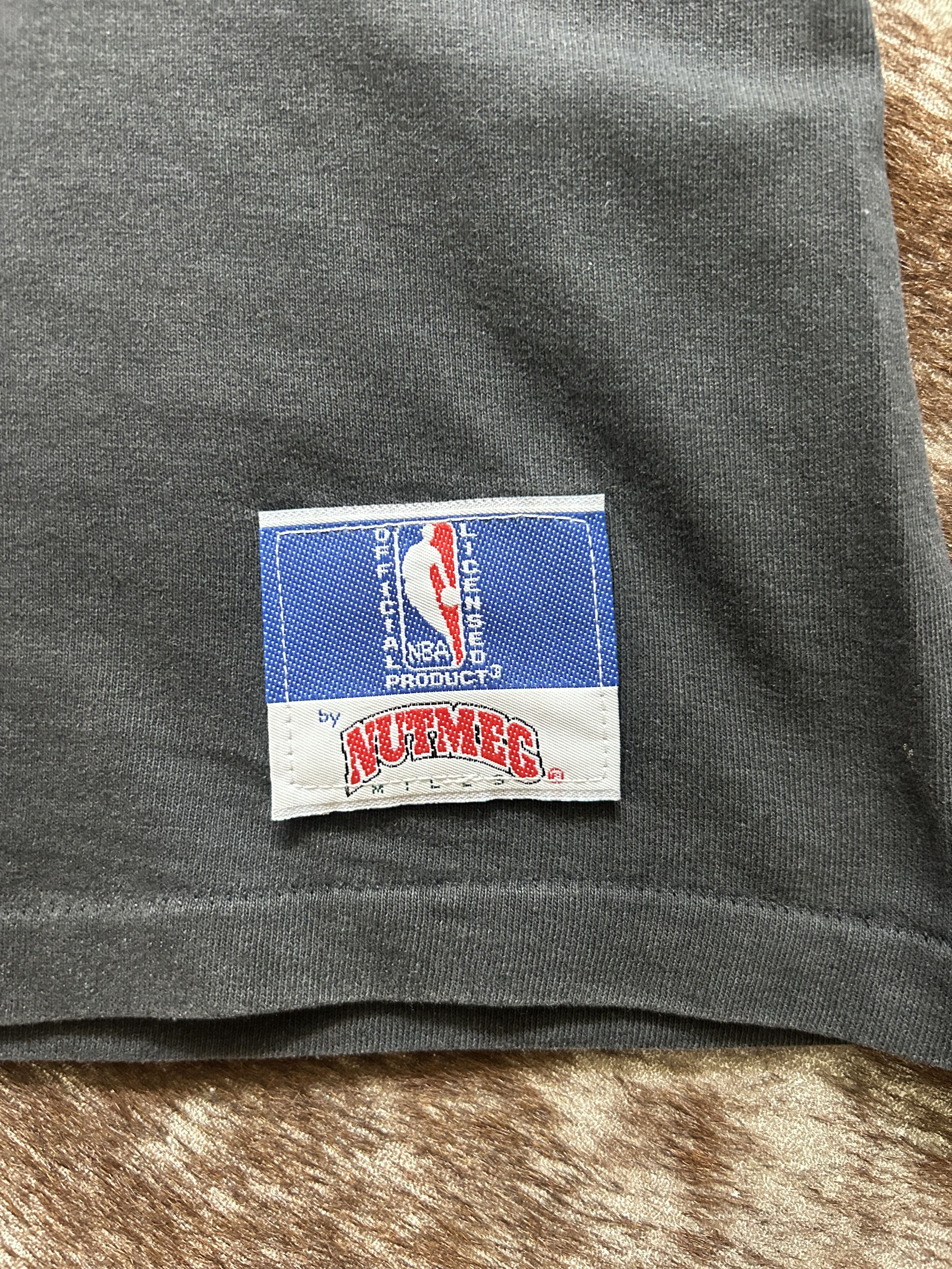 Nutmeg Vintage Nutmeg Phoenix Suns Planets single stitch T-Shirt Size US XL / EU 56 / 4 - 8 Thumbnail