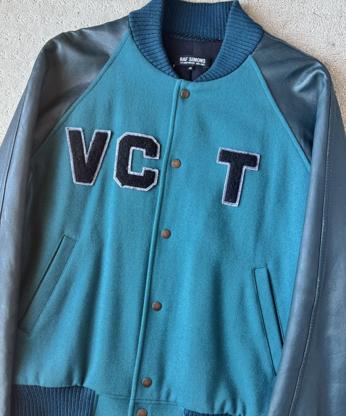 Raf Simons AW2002 Raf Simons Virginia Creeper Blue Runway VarsityJacket Size US L / EU 52-54 / 3 - 3 Thumbnail