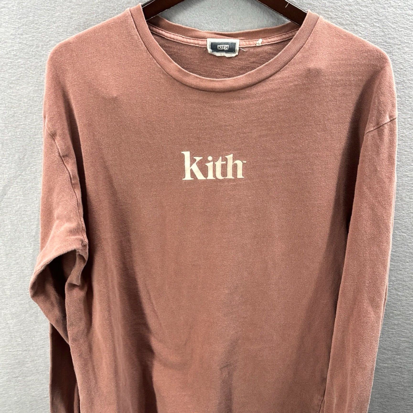Kith Kith Classic Logo Long Sleeve T-Shirt Mens Large Molecule Coral Pink 2020 Size US L / EU 52-54 / 3 - 4 Thumbnail