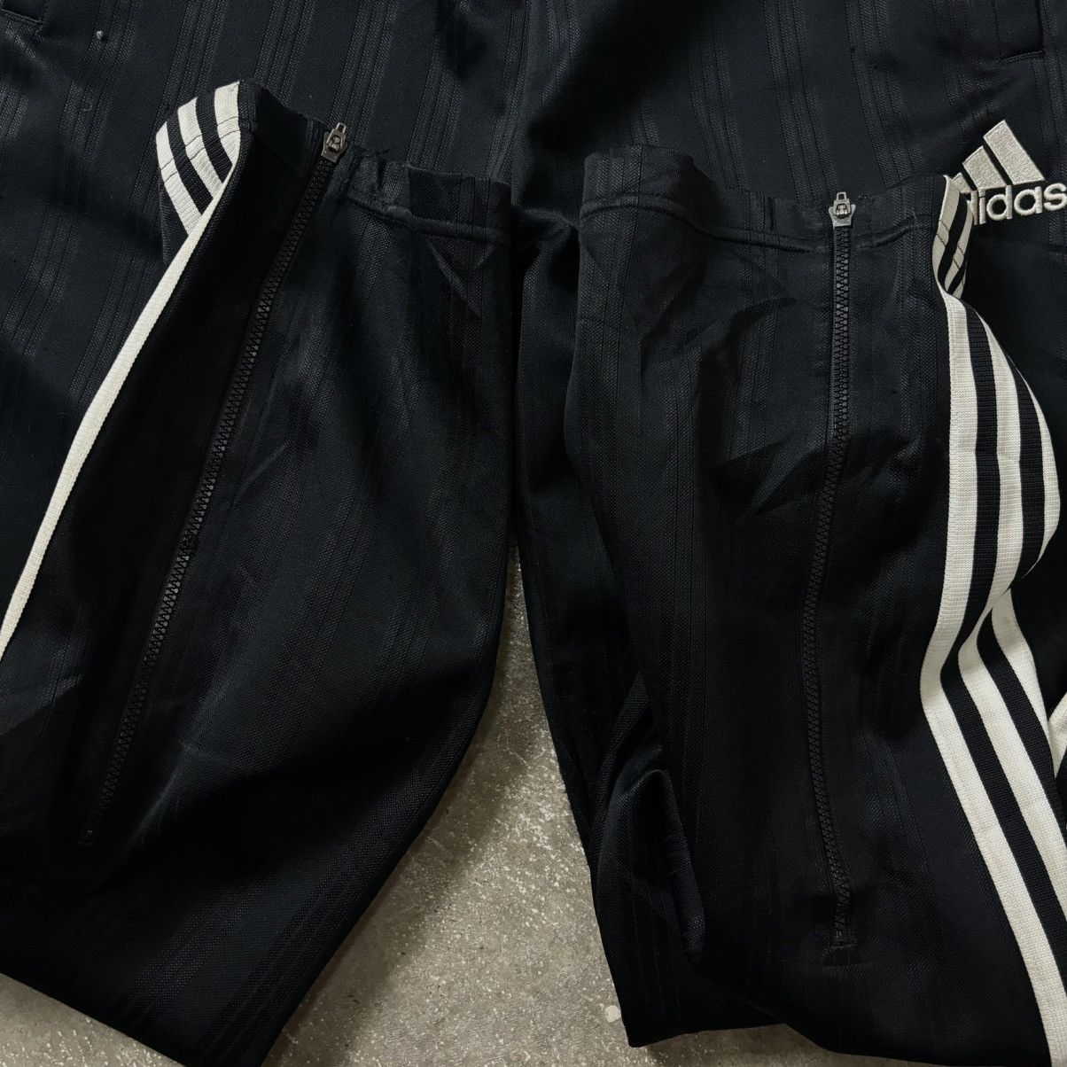 Adidas × Vintage VINTAGE ADIDAS TRACK PANTS Size US 34 / EU 50 - 5 Thumbnail
