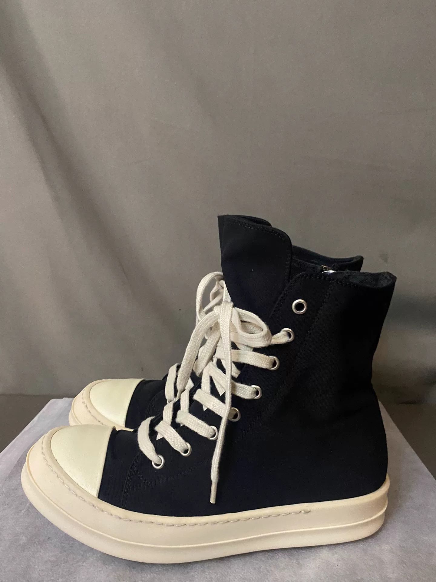 Rick Owens Rick Owens Hoodie 38 Men Size US S / EU 44-46 / 1 - 1 Thumbnail