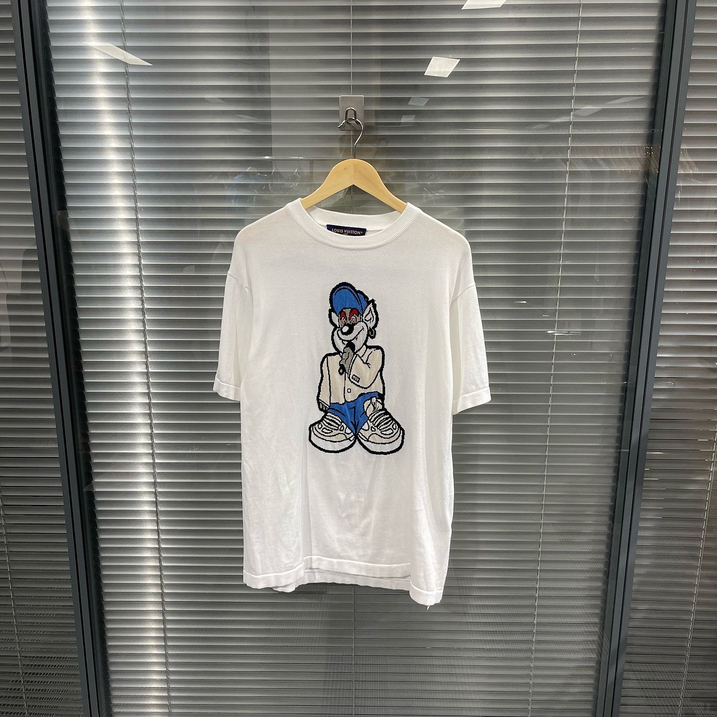 Louis Vuitton Louis Vuitton Cartoon Graphic T-Shirt Size L Size US L / EU 52-54 / 3 - 1 Thumbnail