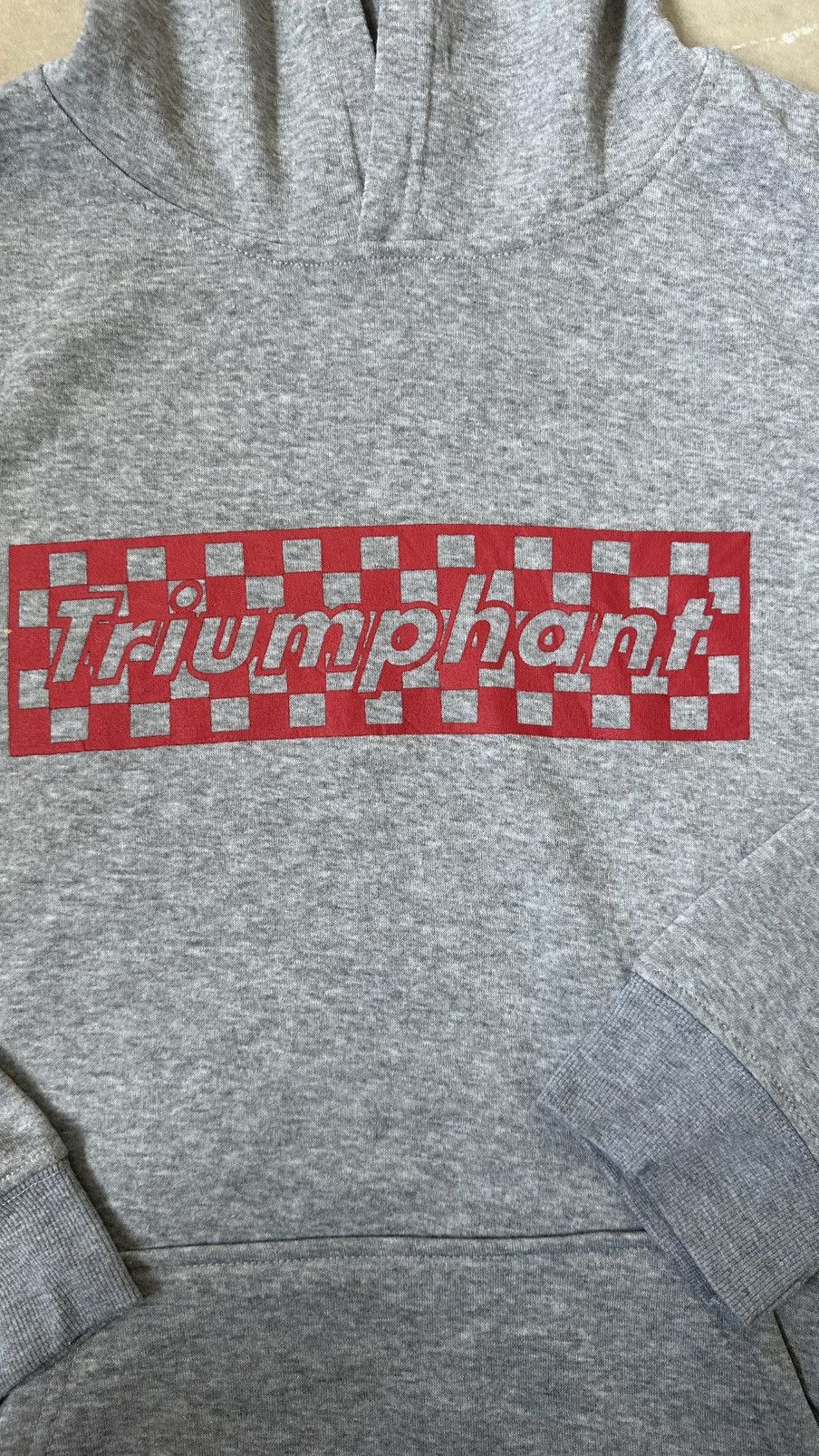Japanese Brand VINTAGE OBLO DESIGN TRIUMPHANT HOODIE Size US XXL / EU 58 / 5 - 2 Thumbnail