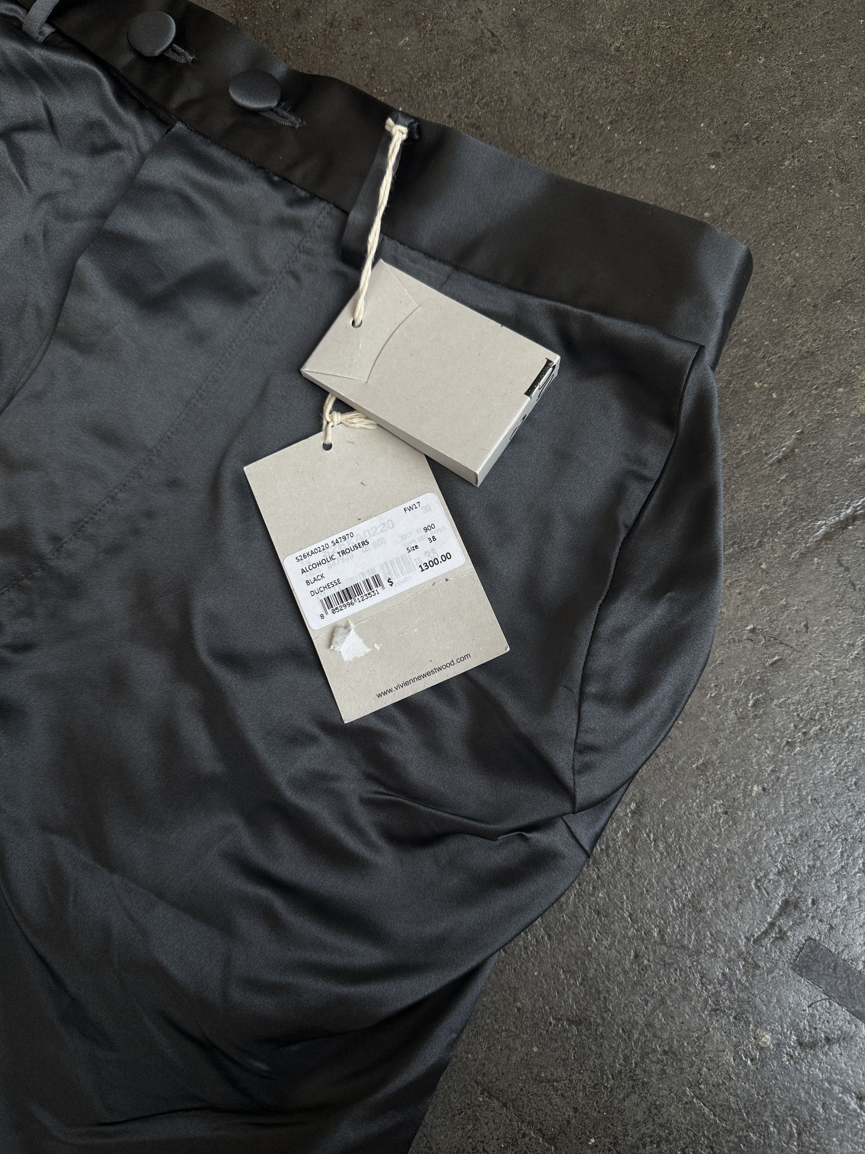 Vivienne Westwood NWT 1300$ F/W 2017 SILK and viscose shiny pants . Unreal Size 26" / US 2 / IT 38 - 9 Thumbnail