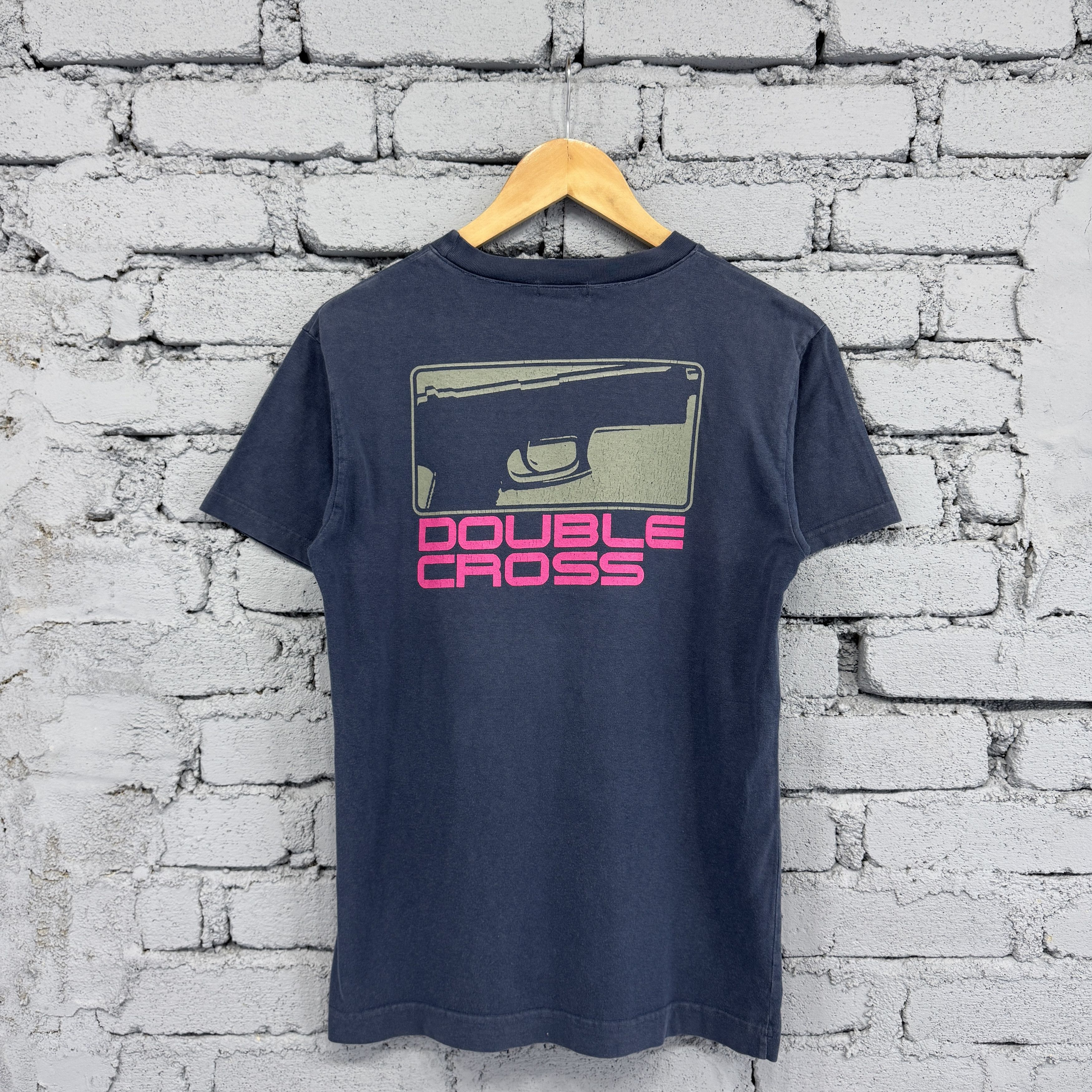 Japanese Brand Rare Vintage Double Cross Glock Big Logo Tshirt Size US S / EU 44-46 / 1 - 1 Thumbnail