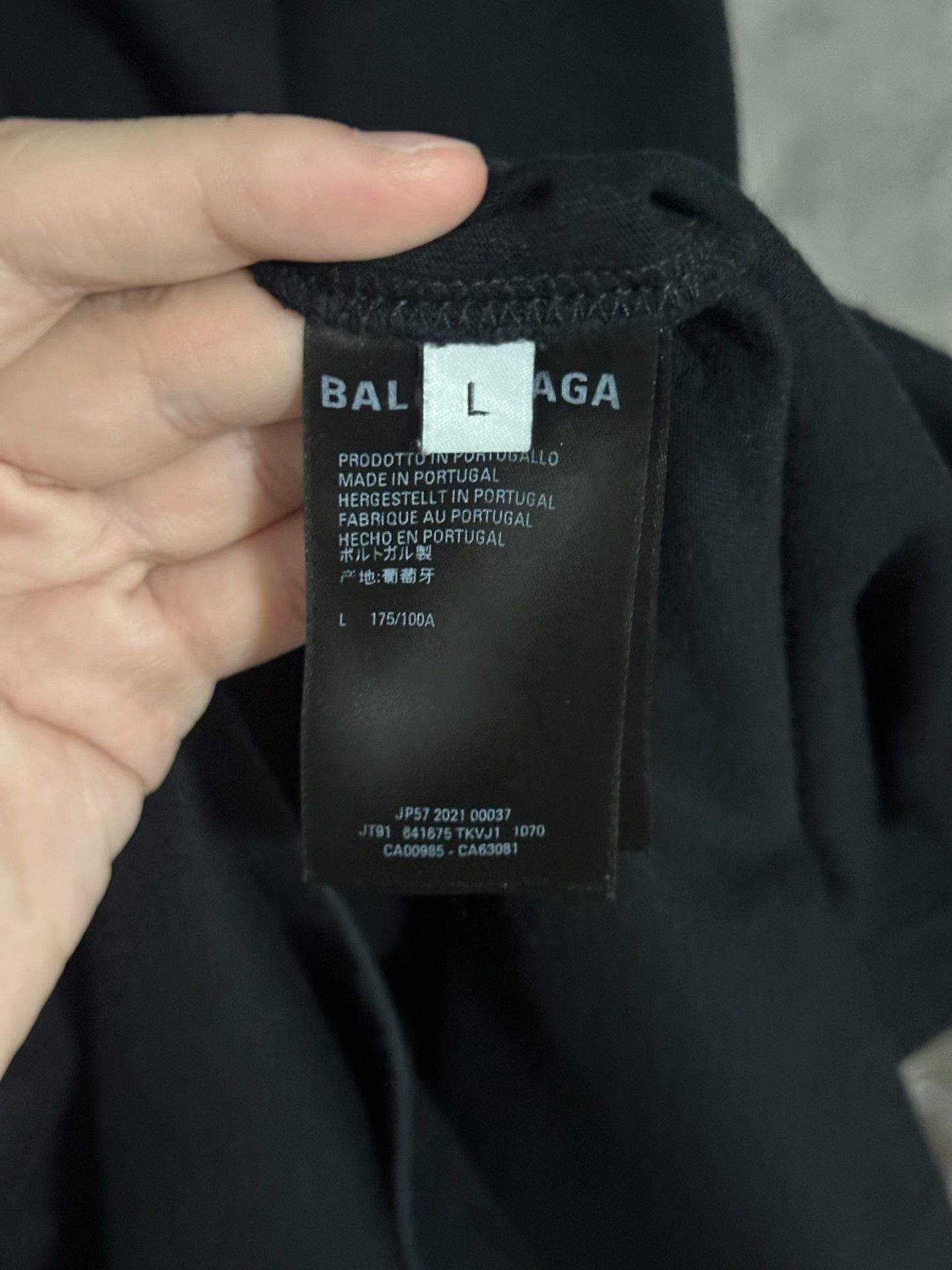 Balenciaga Balenciaga Coke Wave Embroidery Logo T-Shirt Size US L / EU 52-54 / 3 - 3 Thumbnail