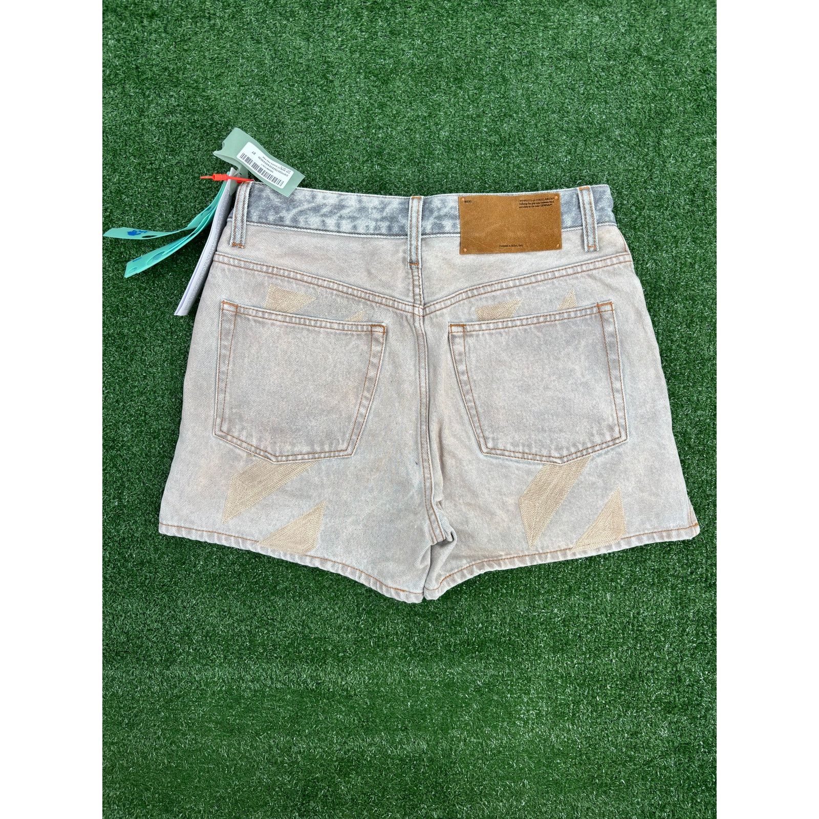 Off-White OFF-WHITE Women's Pink Marbled Shorts Size 27 Size 27" / US 4 / IT 40 - 1 Thumbnail