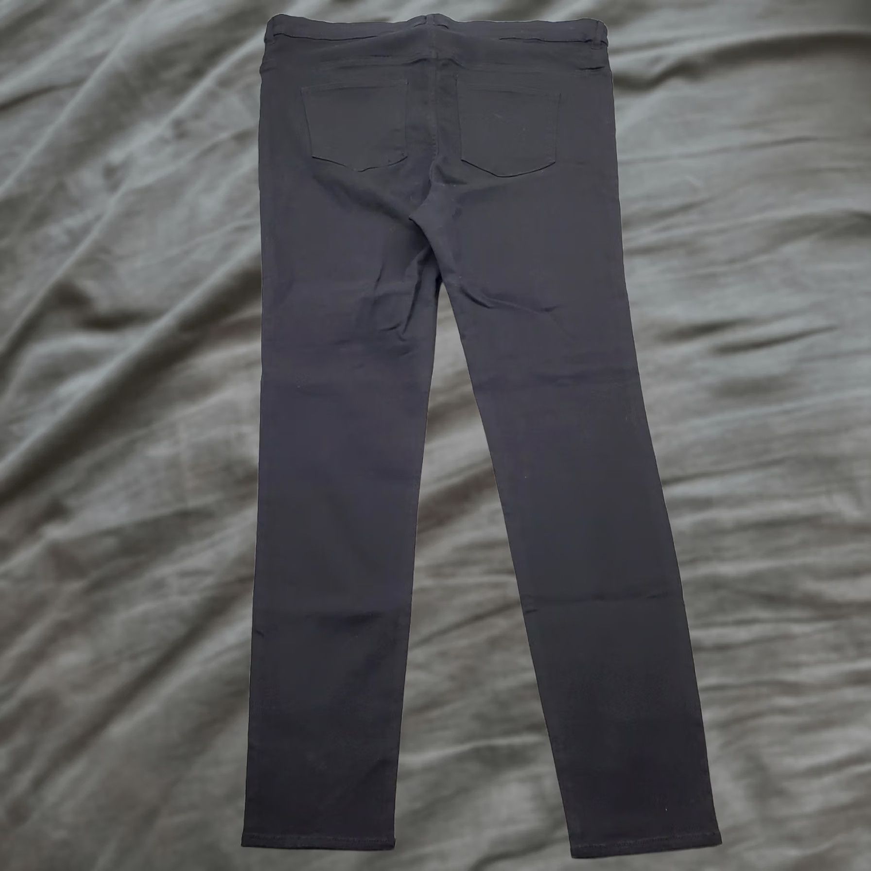 H&M H&M Skinny Jeans Women's 16/18 Black Denim Slim Fit Distressed Jeans Basic Black Womens Skinny Jeans Size 38" / US 16 / IT 52 - 1 Thumbnail