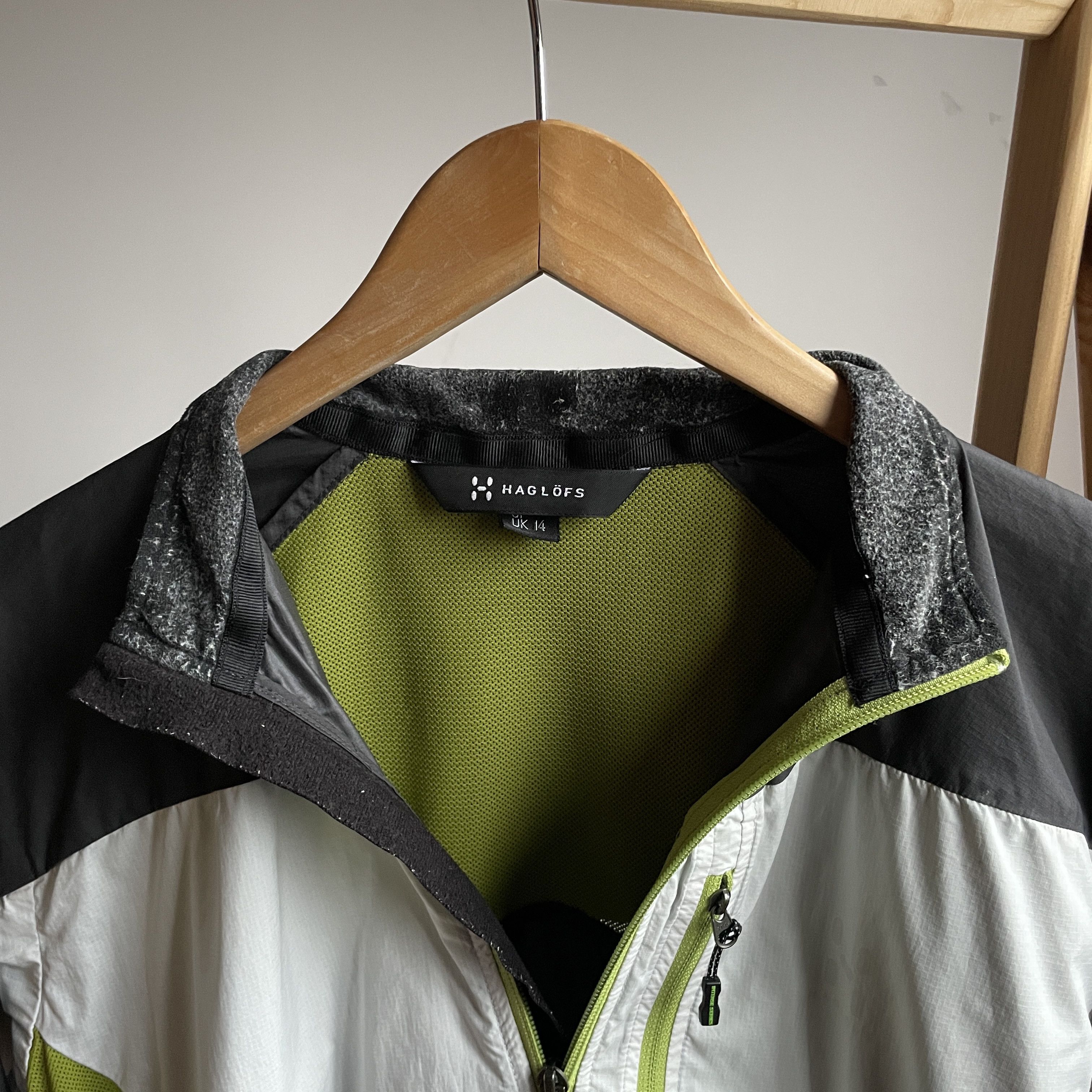Haglofs Haglofs Womens Running Jacket Size EUR 40 Size S / US 4 / IT 40 - 5 Thumbnail