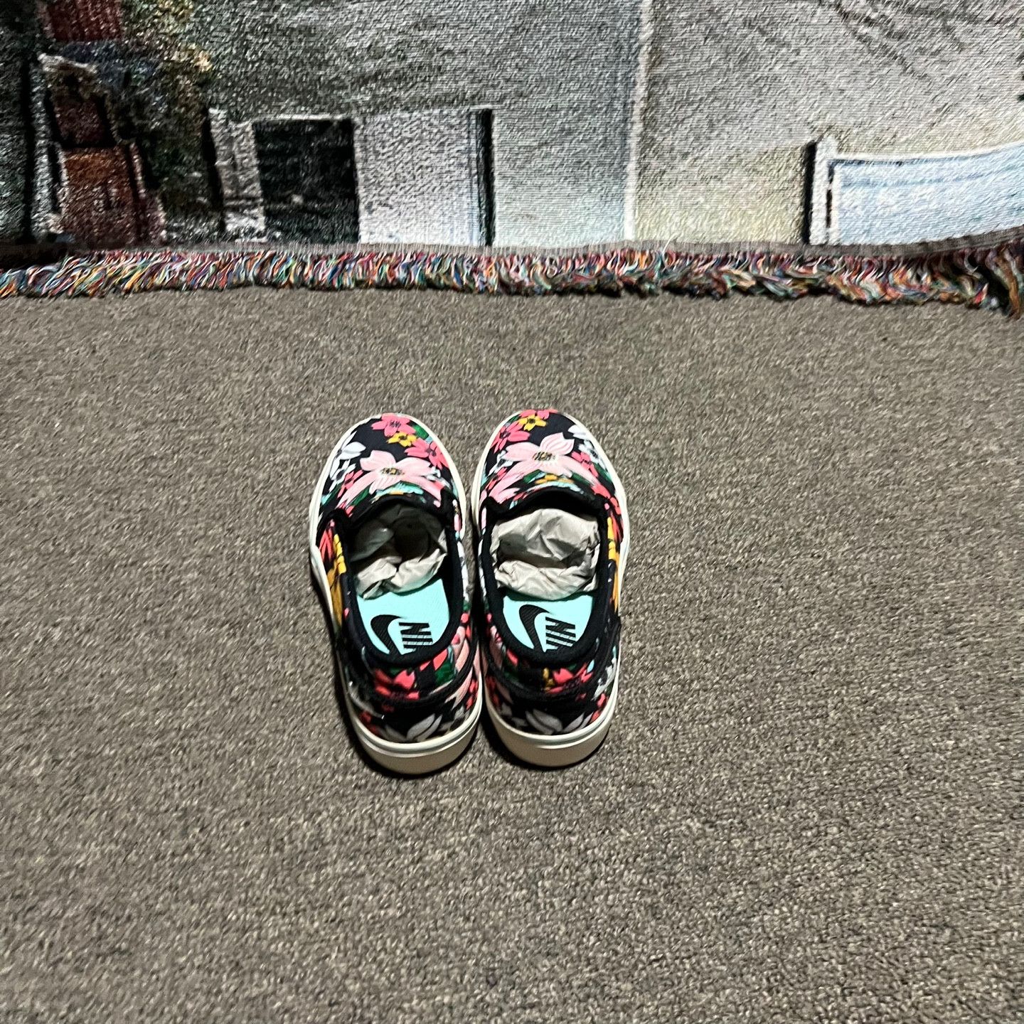 Nike Nike TOKI Aloha Floral Canvas Slip-on 6 Size US 6 / IT 36 - 3 Thumbnail