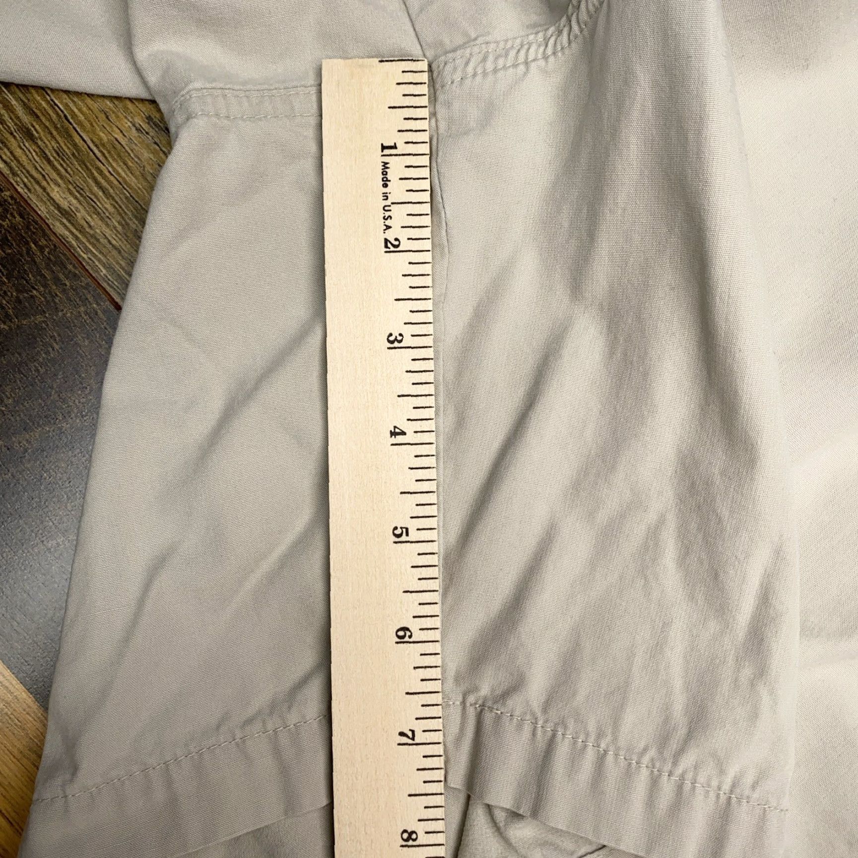 Vintage Columbia Cargo Shorts Mens 44 Beige Hiking Outdoor Casual Shorts Cargo Pocket Regular 100% Cotton Beige Mens Size US 44 / EU 60 - 6 Thumbnail