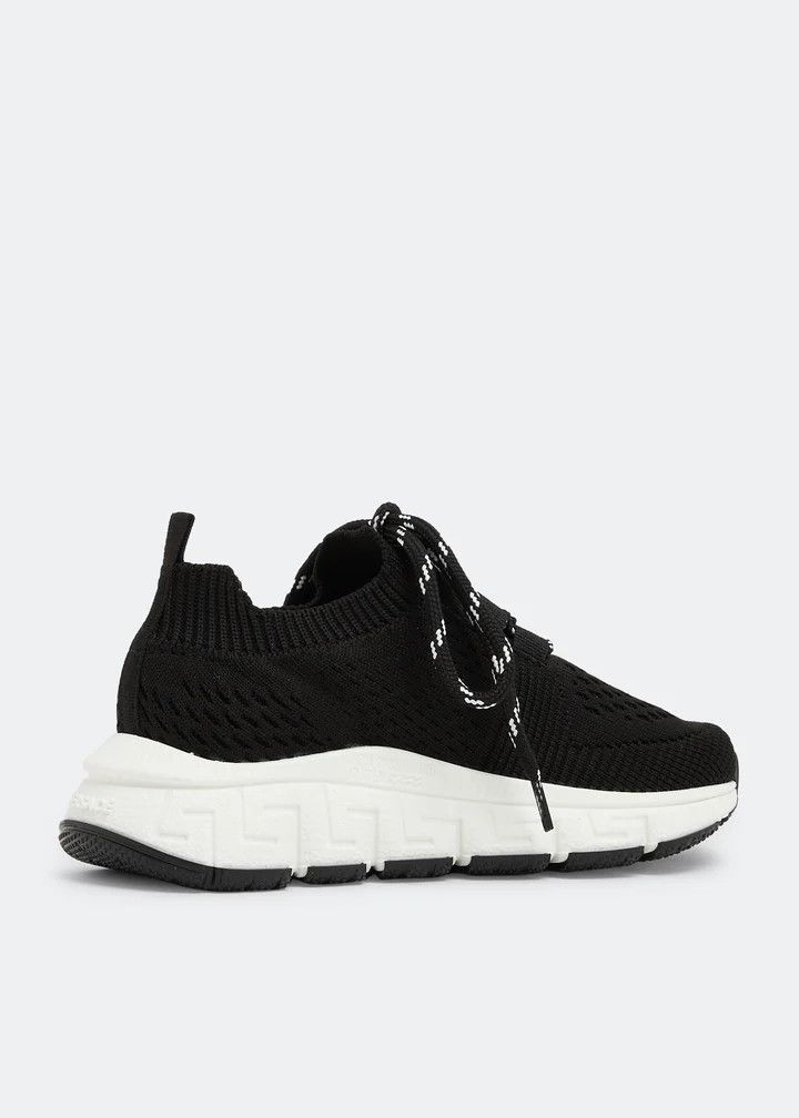 Versace o1y0226 Low-Top Sneakers in Black Size US 5 / IT 35 - 2 Thumbnail