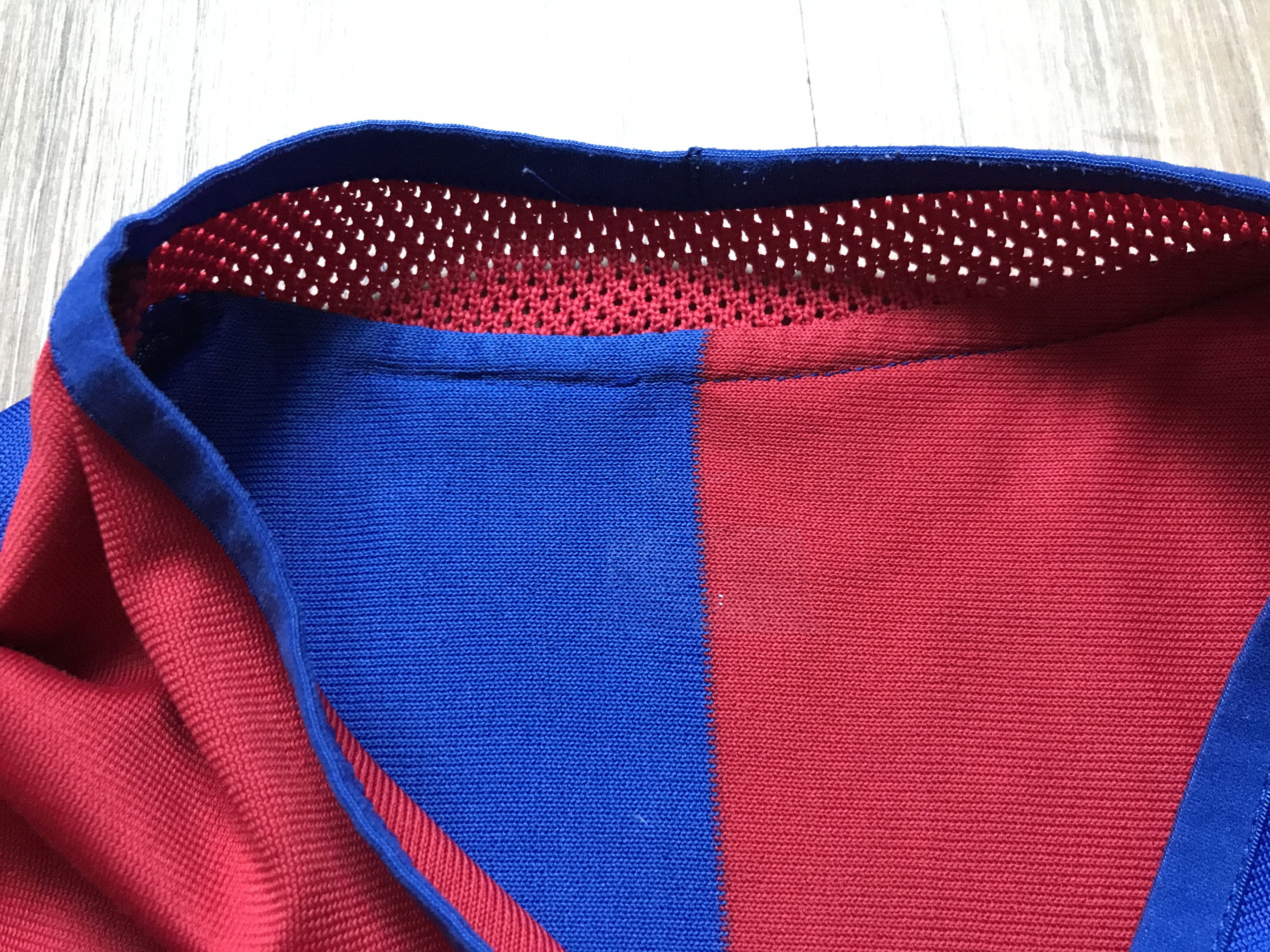 Nike Vintage Nike Basel Football Shirt 2002-2004 Size US XL / EU 56 / 4 - 5 Thumbnail