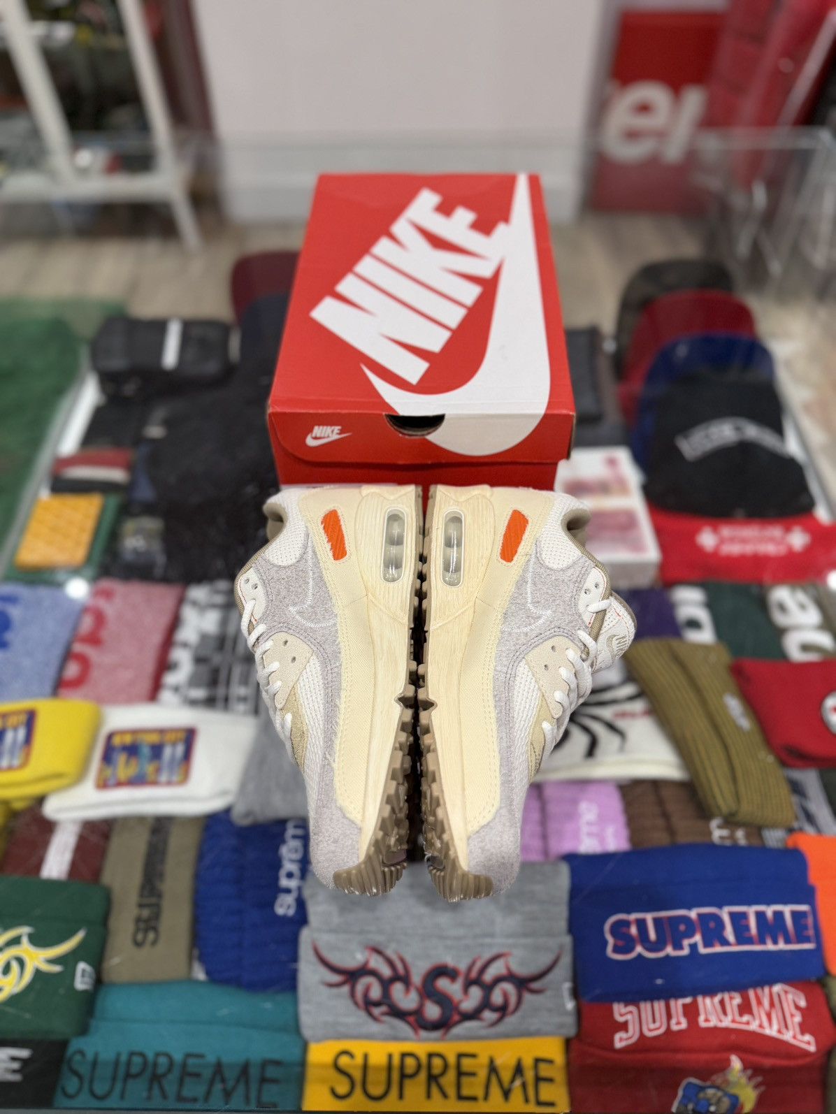 Nike Nike Air Max 90 Premium Pale Ivory Size: 8.5 Size US 8.5 / EU 41-42 - 5 Thumbnail