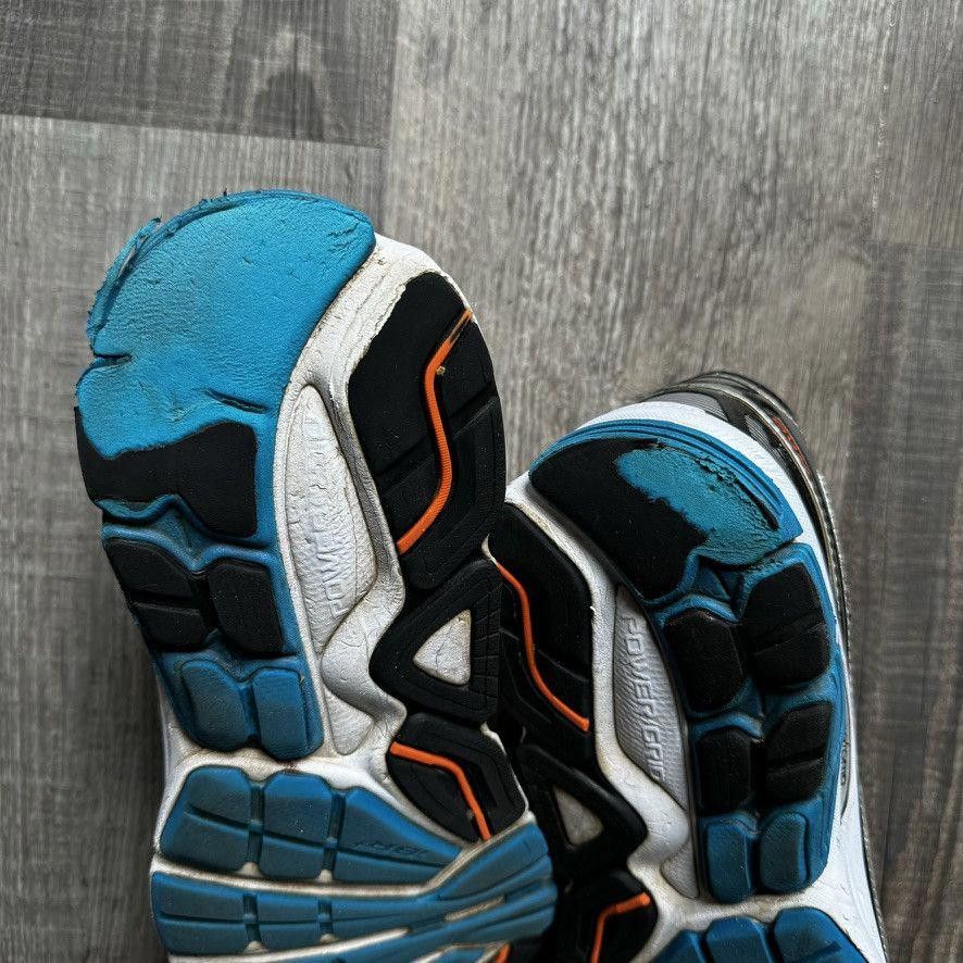 Saucony SAUCONY •• ProGrid Omni 4 (9M) Size US 9 / EU 42 - 12 Thumbnail