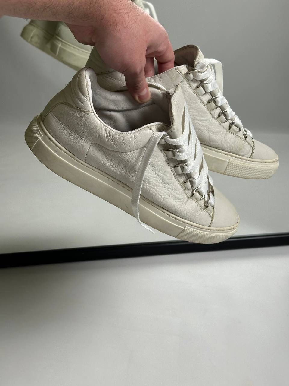Balenciaga Balenciaga Arena Cracked Opium Leather Opium White Shoes Size US 7.5 / EU 40-41 - 2 Thumbnail