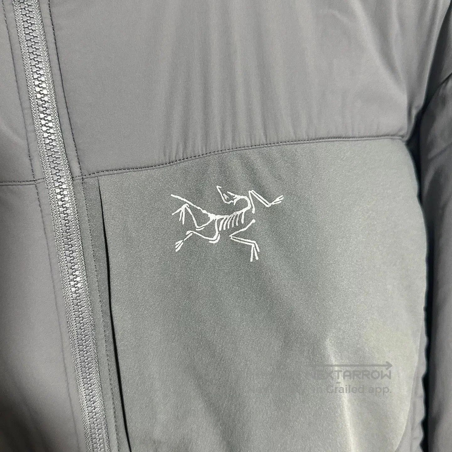 Arc'teryx Arcteryx Proton Lt Jacket in Dark Gray. Size US M / EU 48-50 / 2 - 4 Thumbnail
