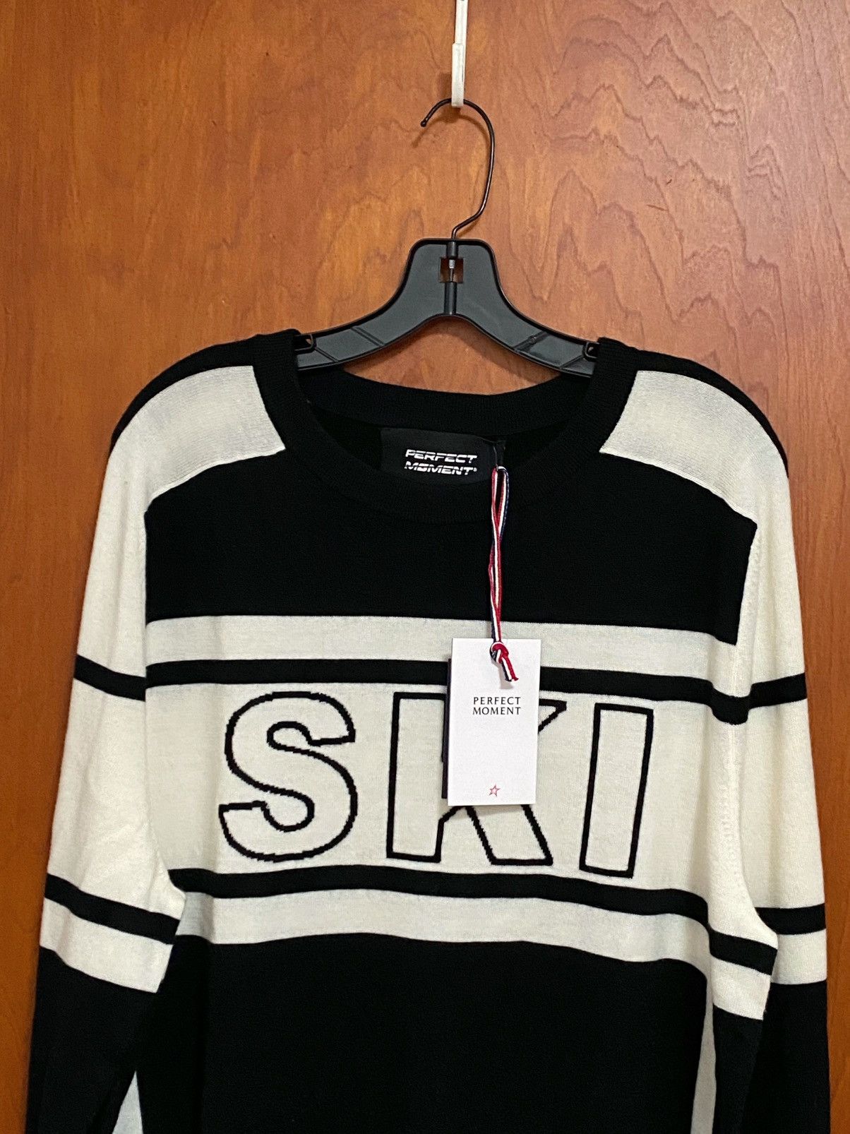 Perfect Moment Perfect Moment Black 'Ski' Sweater size XXL Size US XXL / EU 58 / 5 - 6 Thumbnail