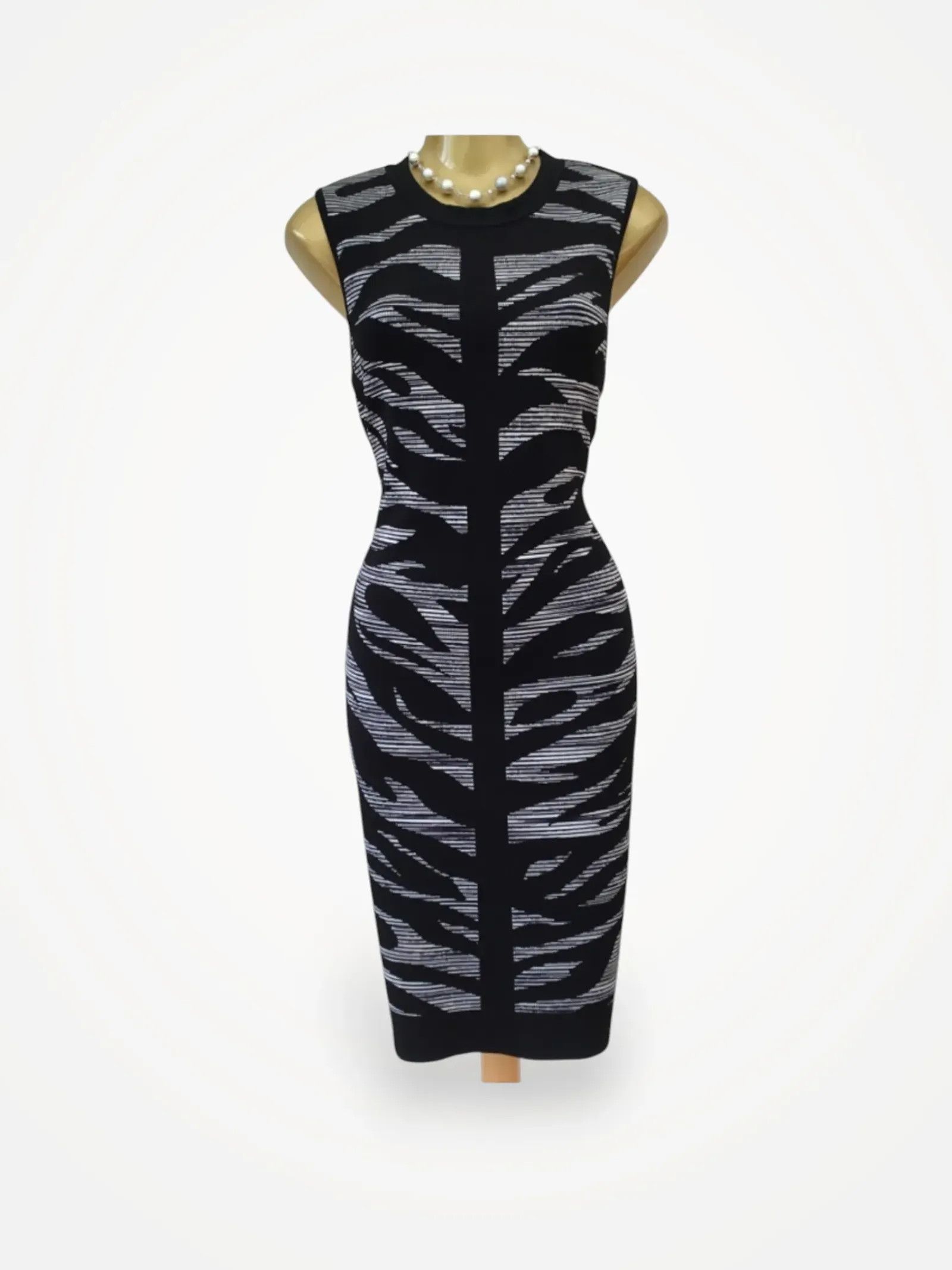 Karen Millen Karen Millen Dress Size S / US 4 / IT 40 - 1 Thumbnail