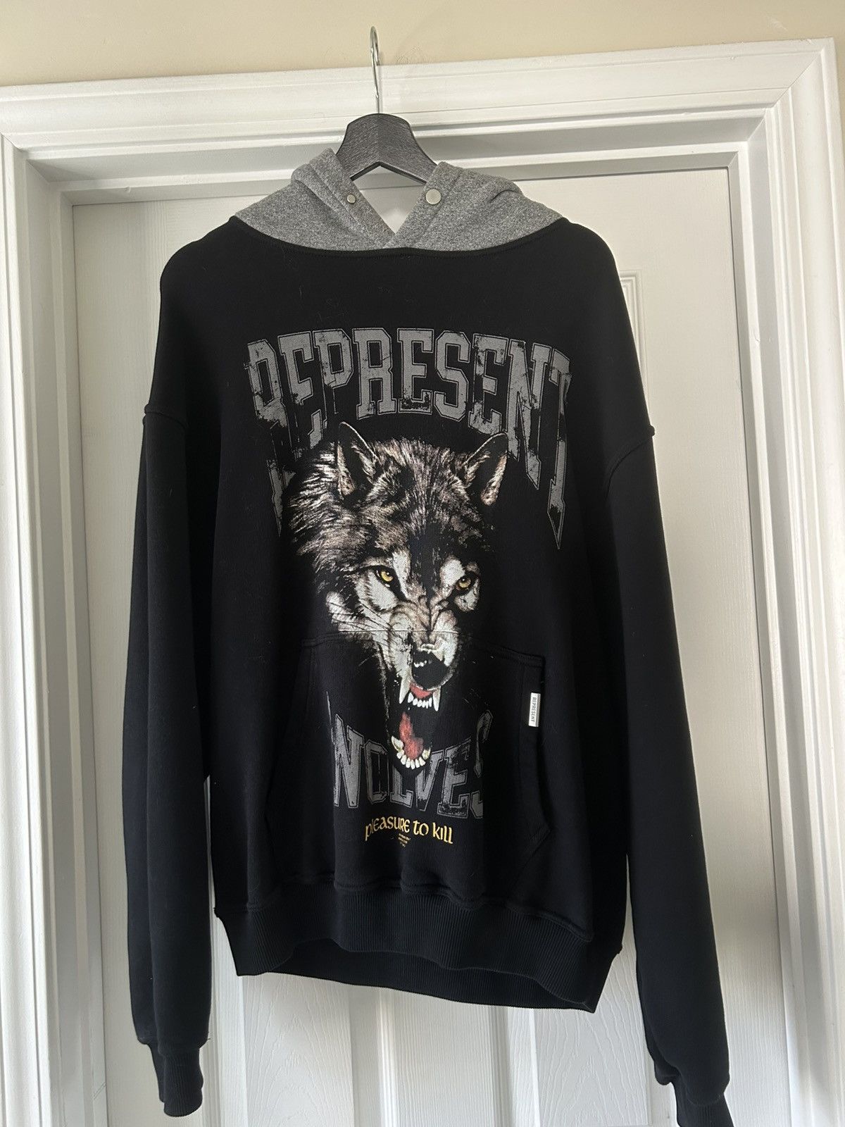 Represent Clo. Represent Wolf Graphic Hoodie Size US M / EU 48-50 / 2 - 1 Thumbnail