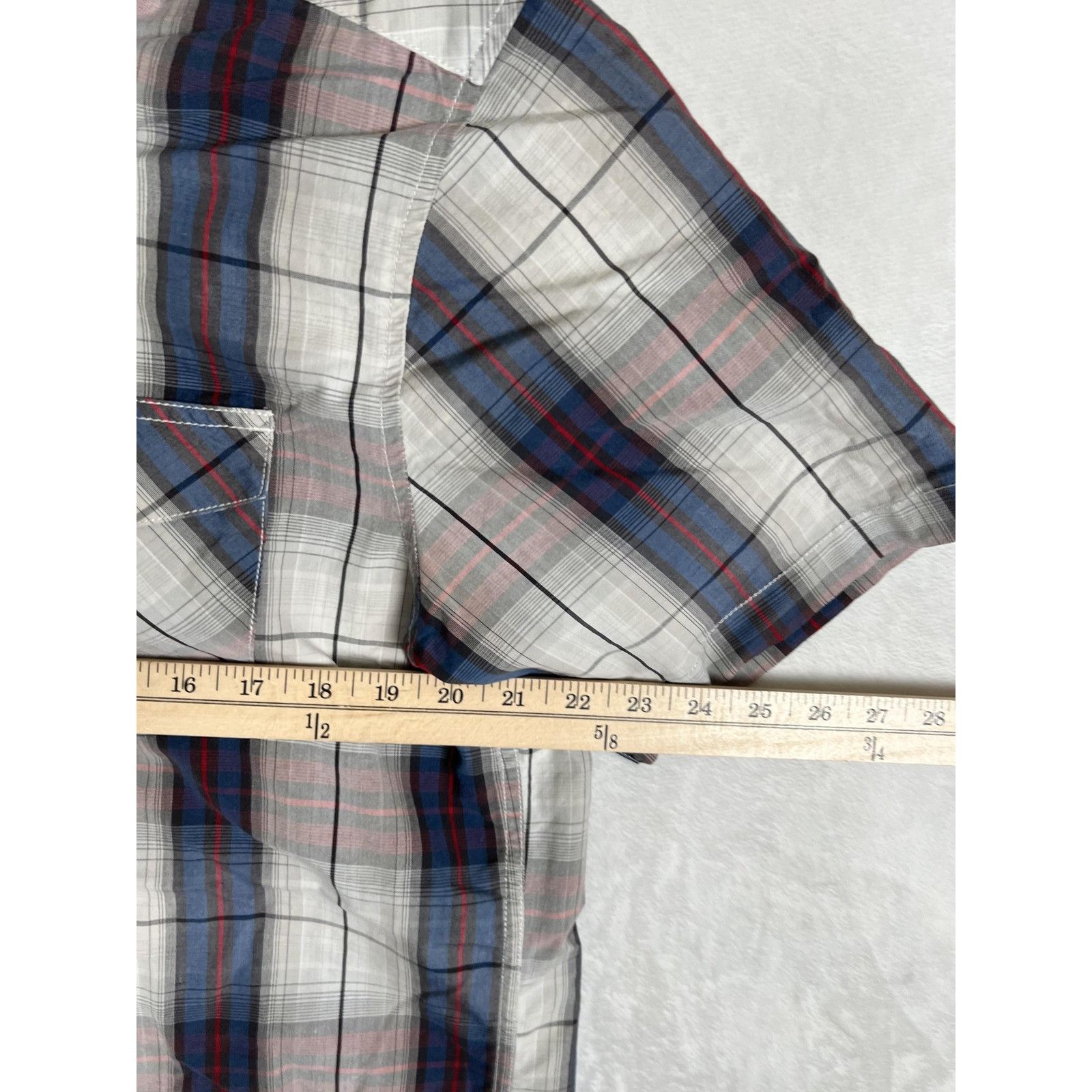 Quiksilver Quiksilver Shirt Mens XL Gray Blue Plaid Short Sleeve Button Size US XL / EU 56 / 4 - 5 Thumbnail